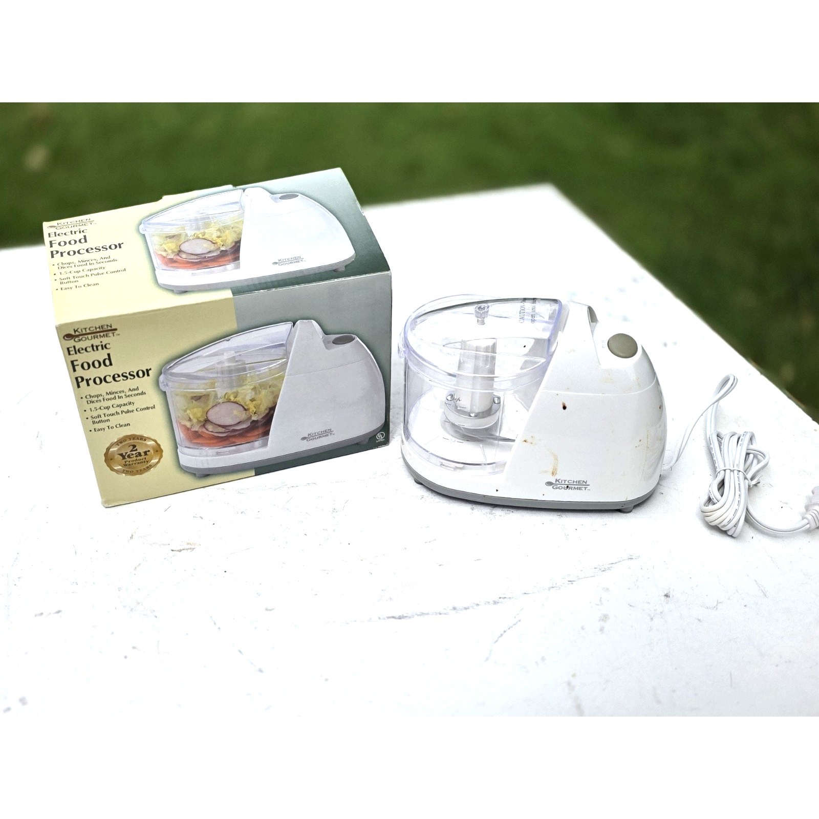 Kitchen Gourmet Electric Food Processor Model NT-0216 Compact 1.5 Cup Chopper w/