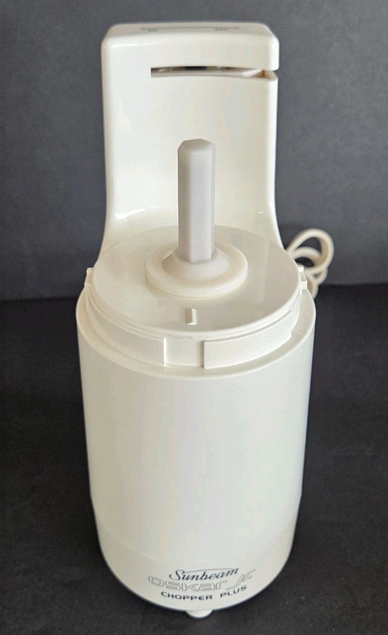 Vintage Sunbeam Oskar Jr. Chopper Plus Mini Food Processor Chopper 14131 Brown