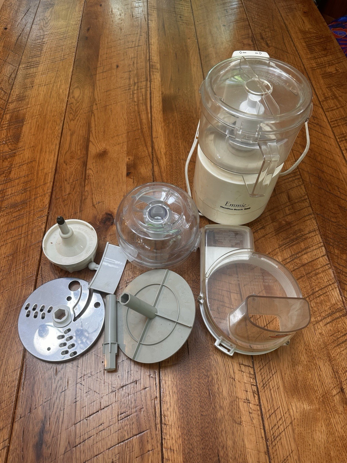 Hamilton Beach Emmie Compact Food Processor Model 544
