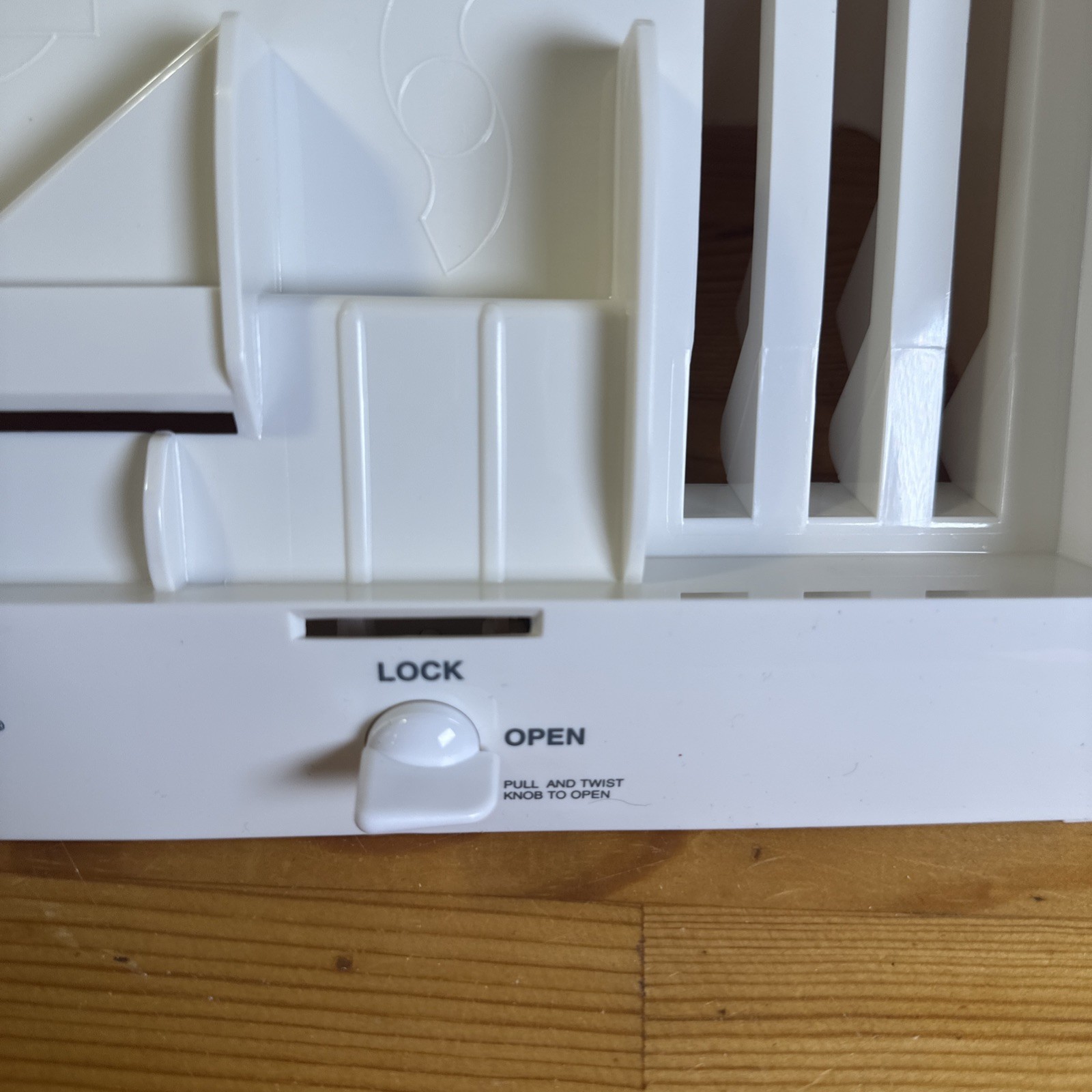 Cuisinart BDH-2 Food Processor Blade and Disc Holder