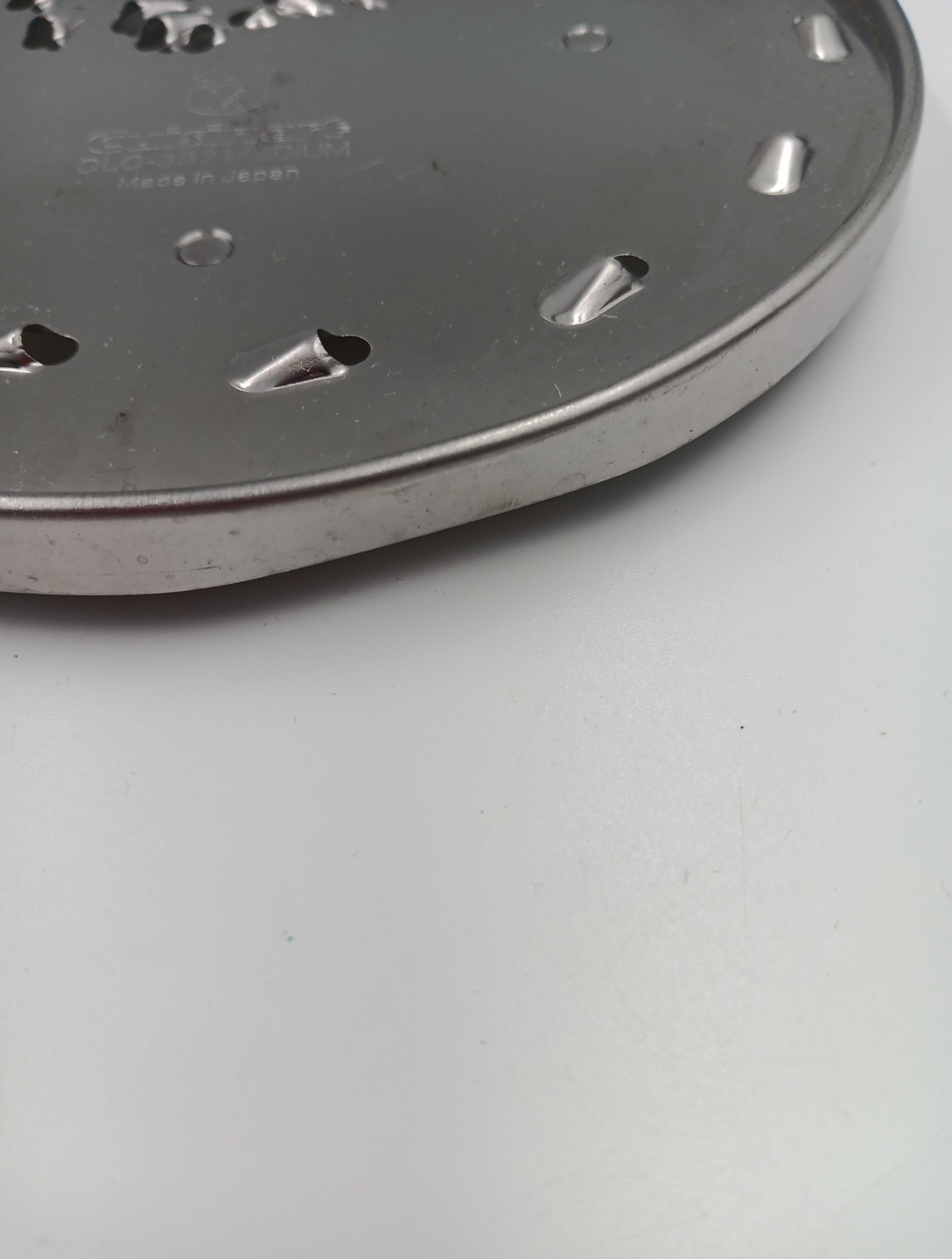 Two Cuisinart DLC-X Food Processor Disc Blade Discs # M (Dlc-337) and 6 (Dlc-346