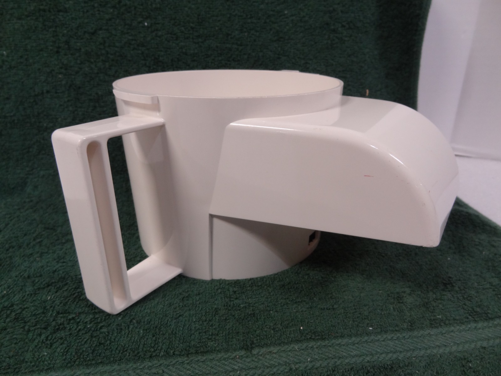 Cuisinart Little Pro Food Processor Replacement Bowl Part Food Chute DLC-507