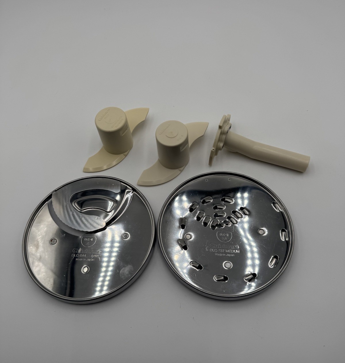 Cuisnart DLC-8 Shredding Slicing Disc Blade Stem Adapter Food Processor Lot Of 5