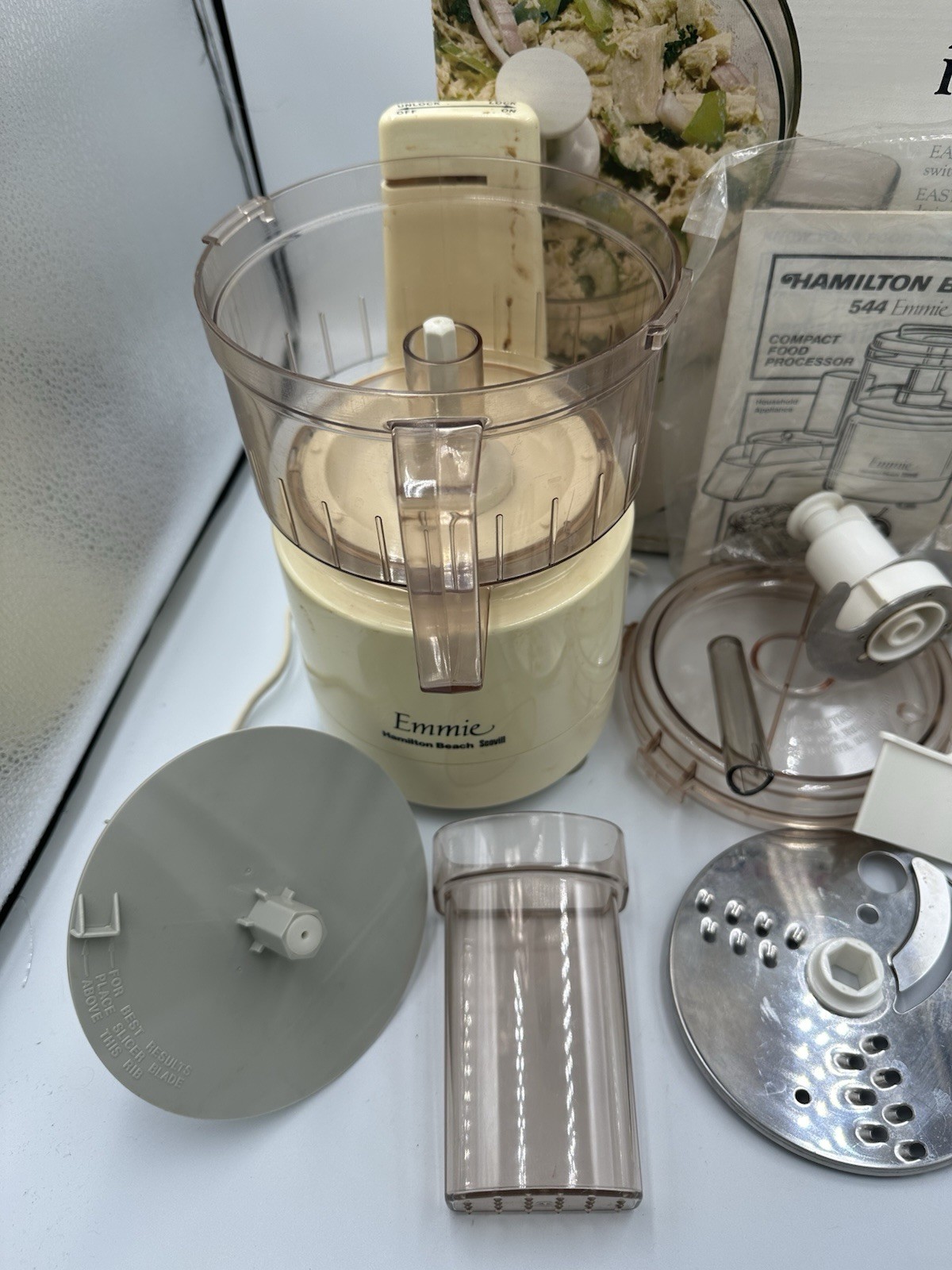 Vintage Hamilton Beach Emmie Compact Food Processor Model 544 w/ Box