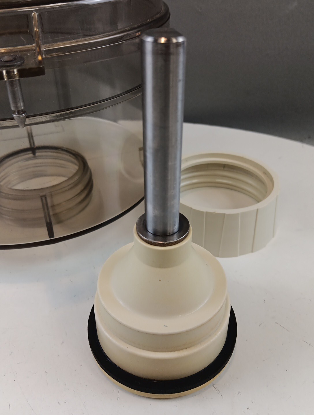 GE Food Processor Replacement Parts – Work Bowl Lid Stem Shaft Nut Plunger 420A