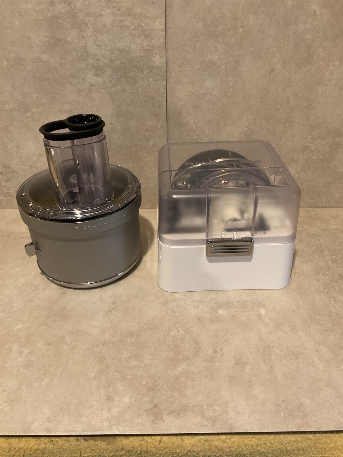 KitchenAid Stand Mixer Food Processor Attachment w/Storage Case & Blades- READ