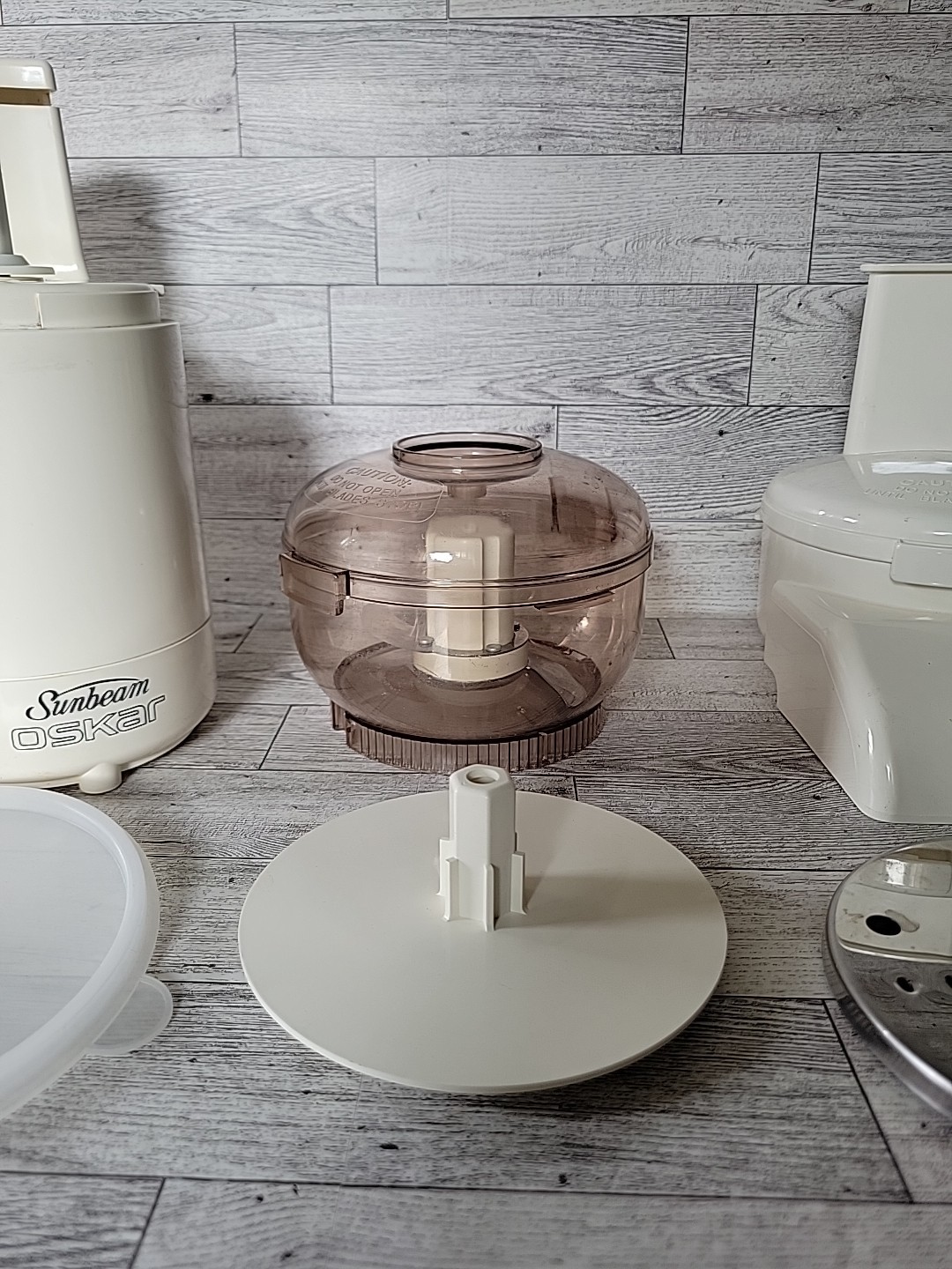 Sunbeam Oskar 14081 Food Processor FRANCE Work Bowl Lid Chopper Chute Blade Base