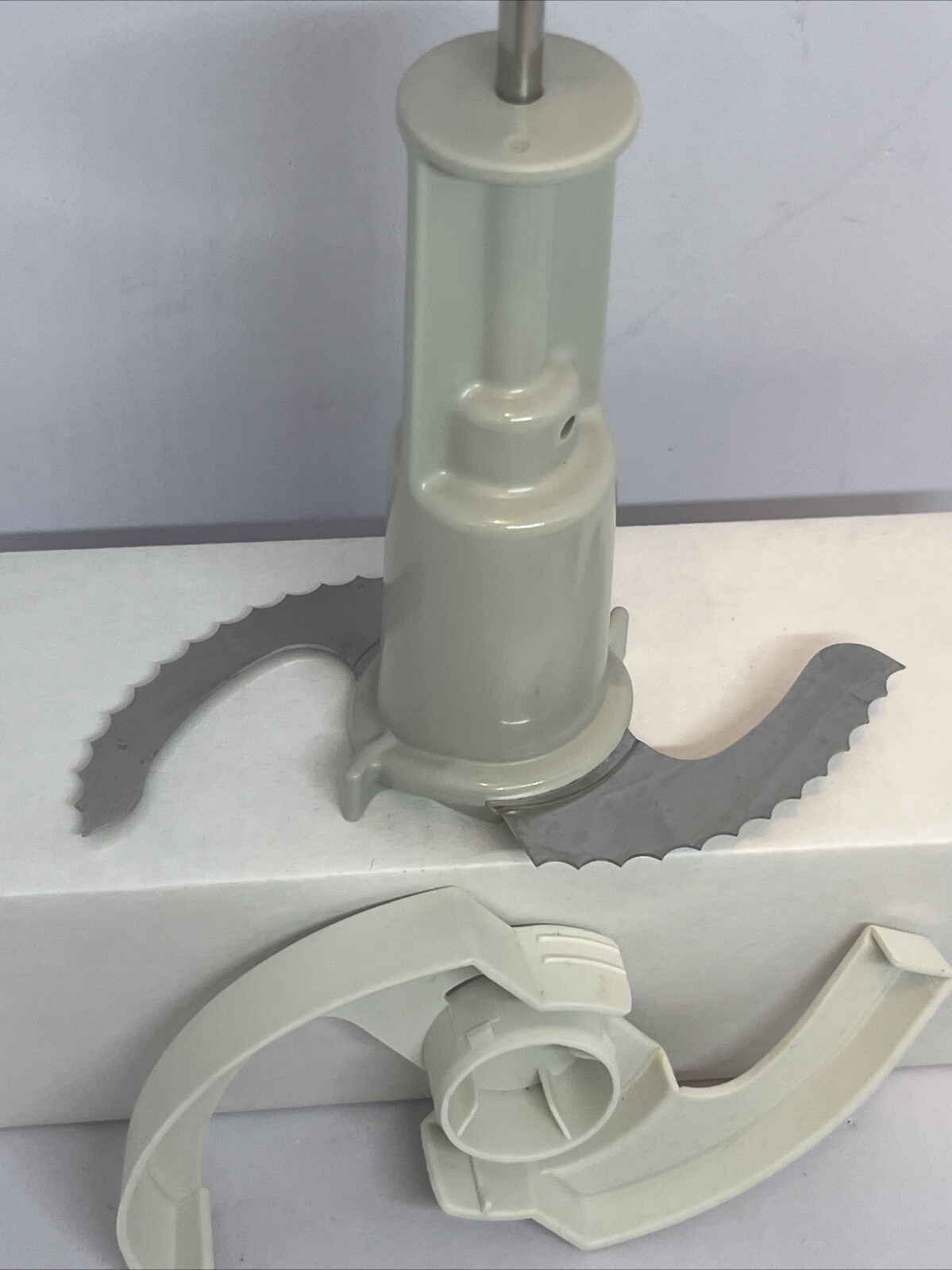 Braun Combimax Food Processor Replacement Chopping Blade With Cover 3205 White