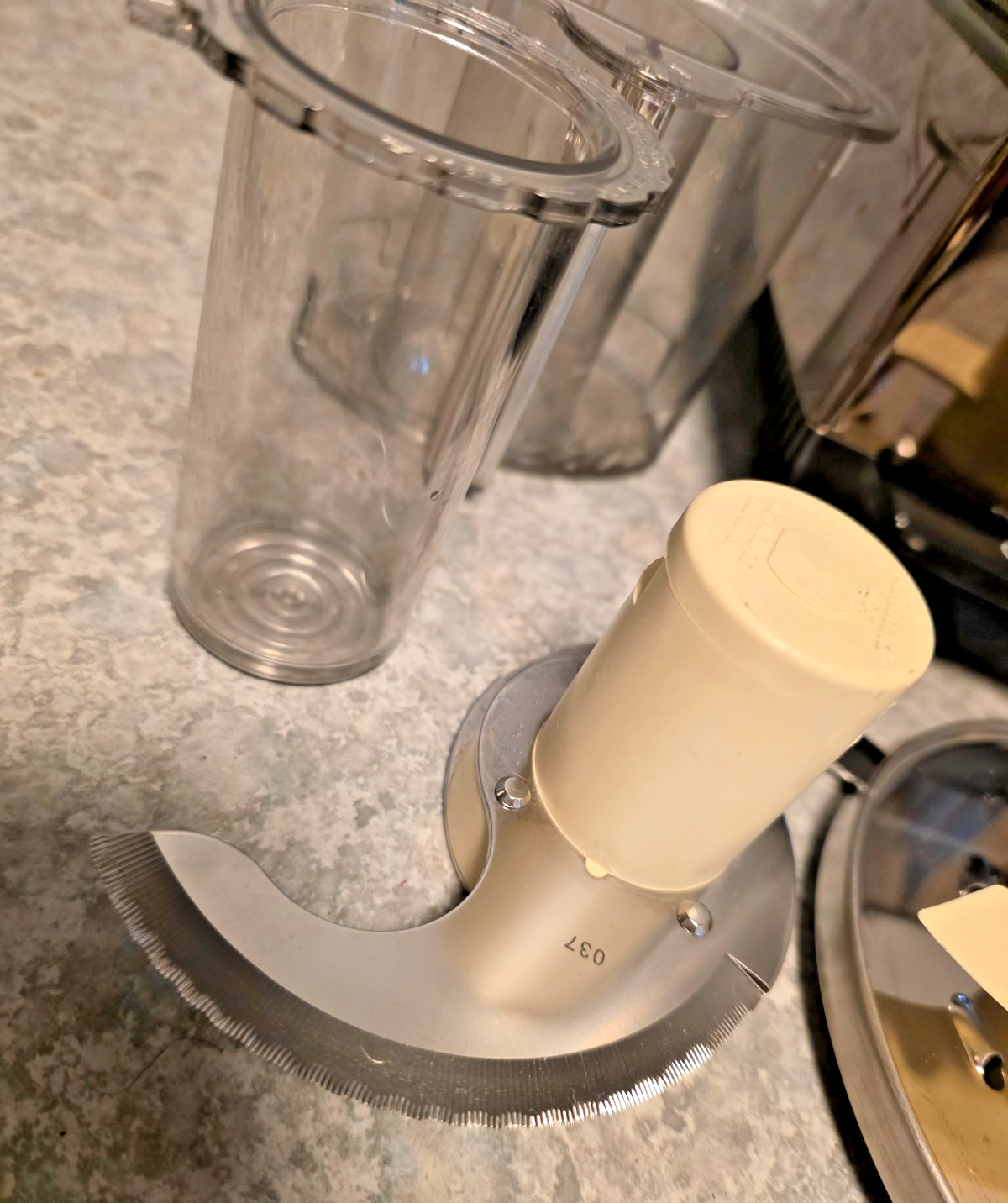 Black Chrome Cuisinart Custom 14 Cup Food Processor DFP-14N EXCELLENT Unused