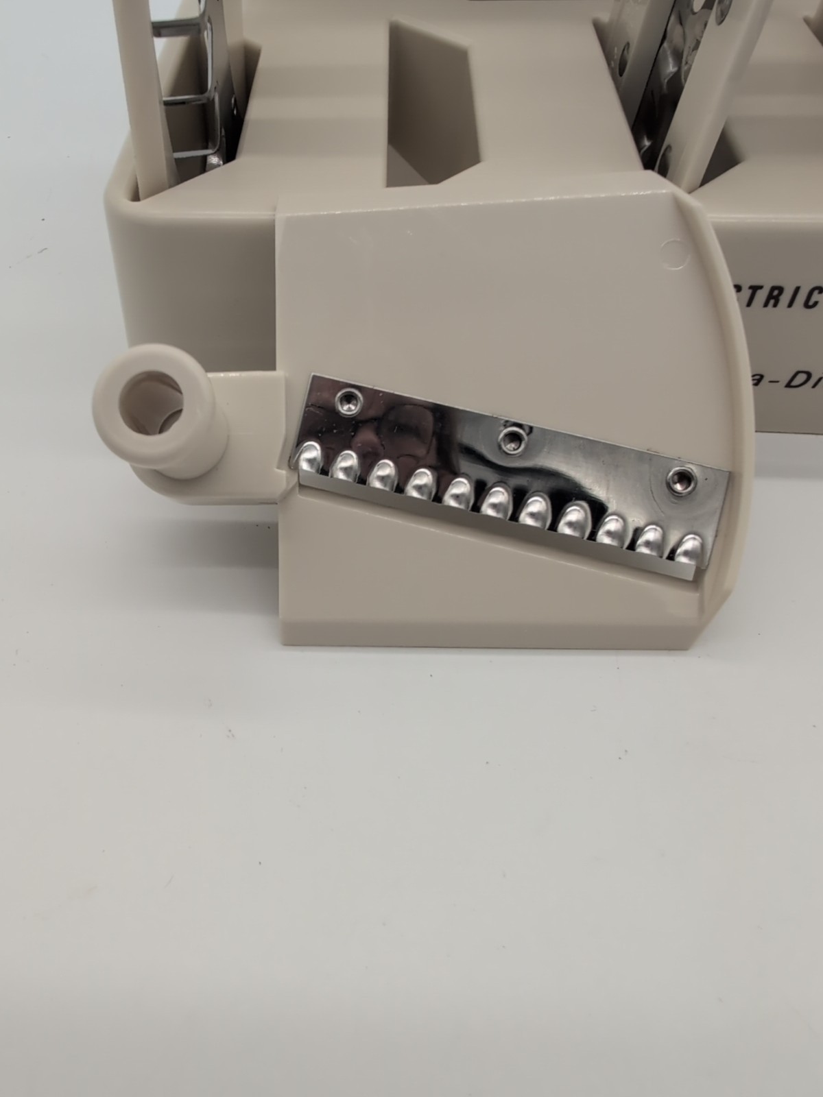 GE D5FP1 Food Processor Versa Disc Tray + 4 Blades Slicer Grater OEM Parts