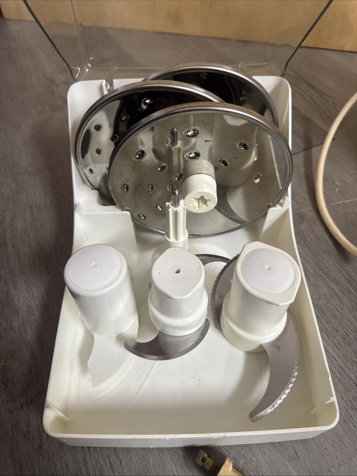 KitchenAid Ultra Power Food Processor 11 Cup KFP600WH W/Attachments Case, Works