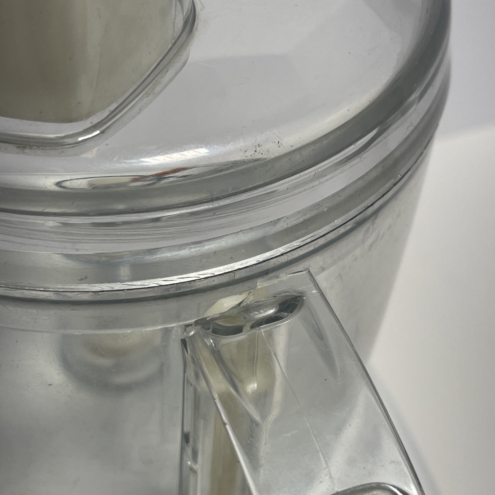 Kitchen Aid Model # KFP710WH1 Food Processor w/ 2 Attachments