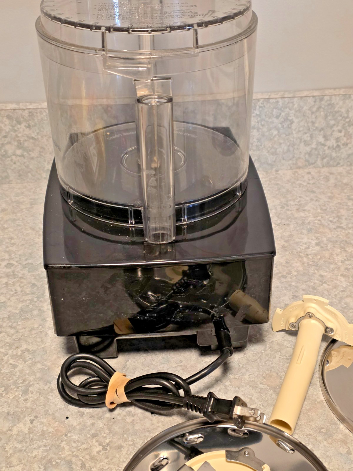 Black Chrome Cuisinart Custom 14 Cup Food Processor DFP-14N EXCELLENT Unused
