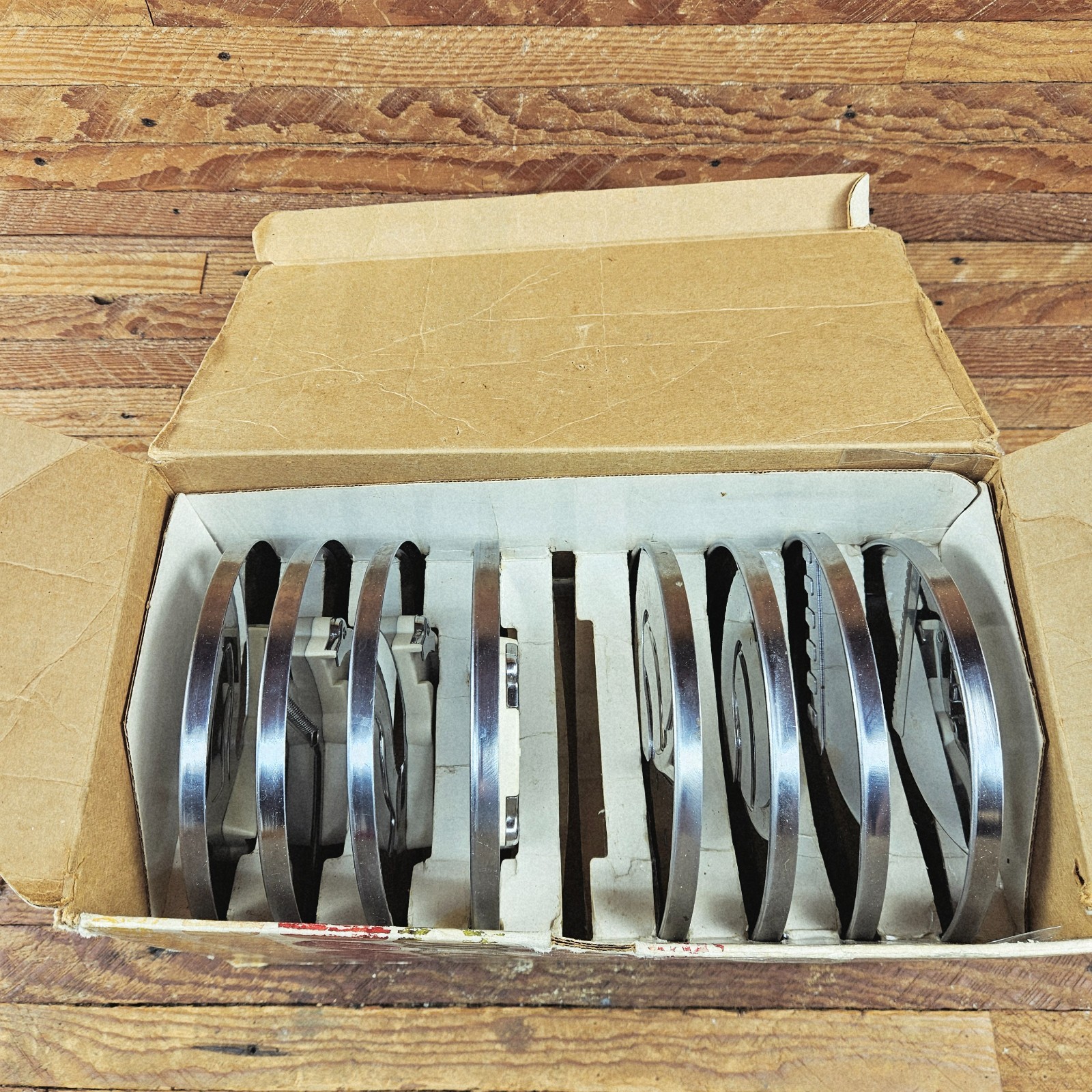 VTG Cuisinart DLC-7 9 Disc Set in Box Food Processor Blades Incomplete 8 Of 9