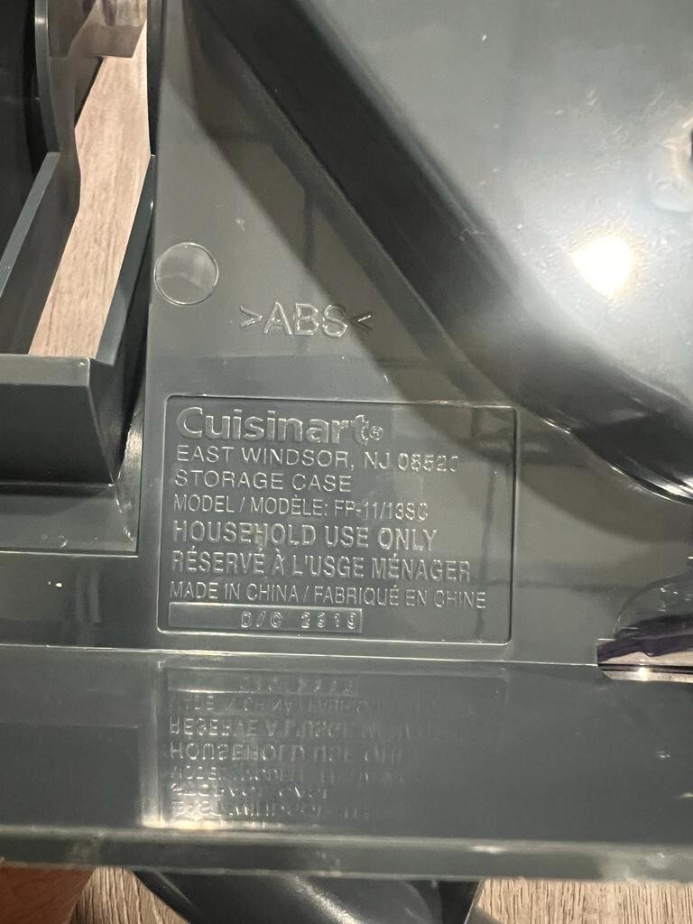 Cuisinart FP-13sc Storage Case w 6pc Attachment Accessories