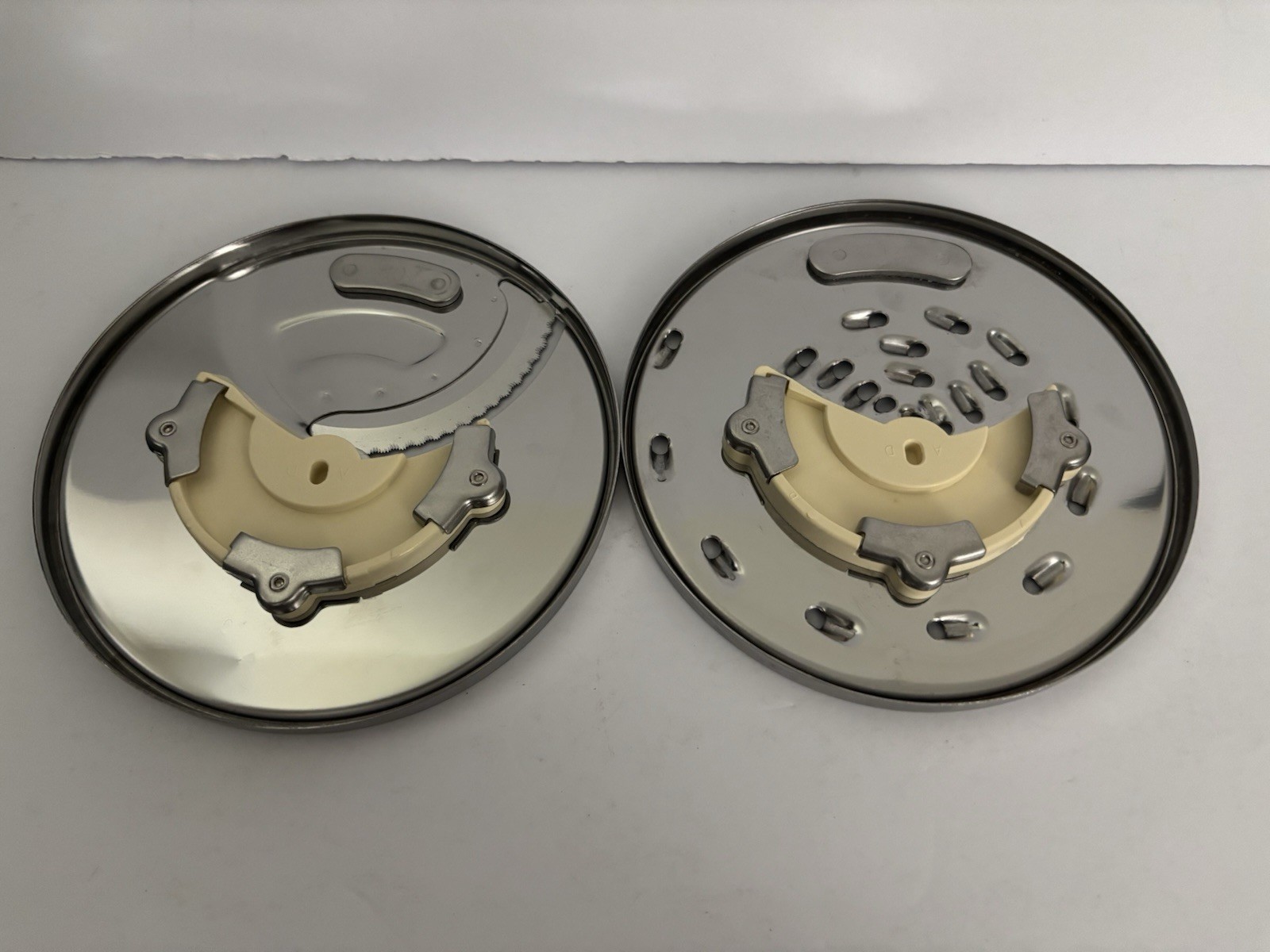 Cuisinart DLC-8 DLC-10 Slicer Shredder Disc DLC-837TX MED DLC 844TX 4mm + Stem