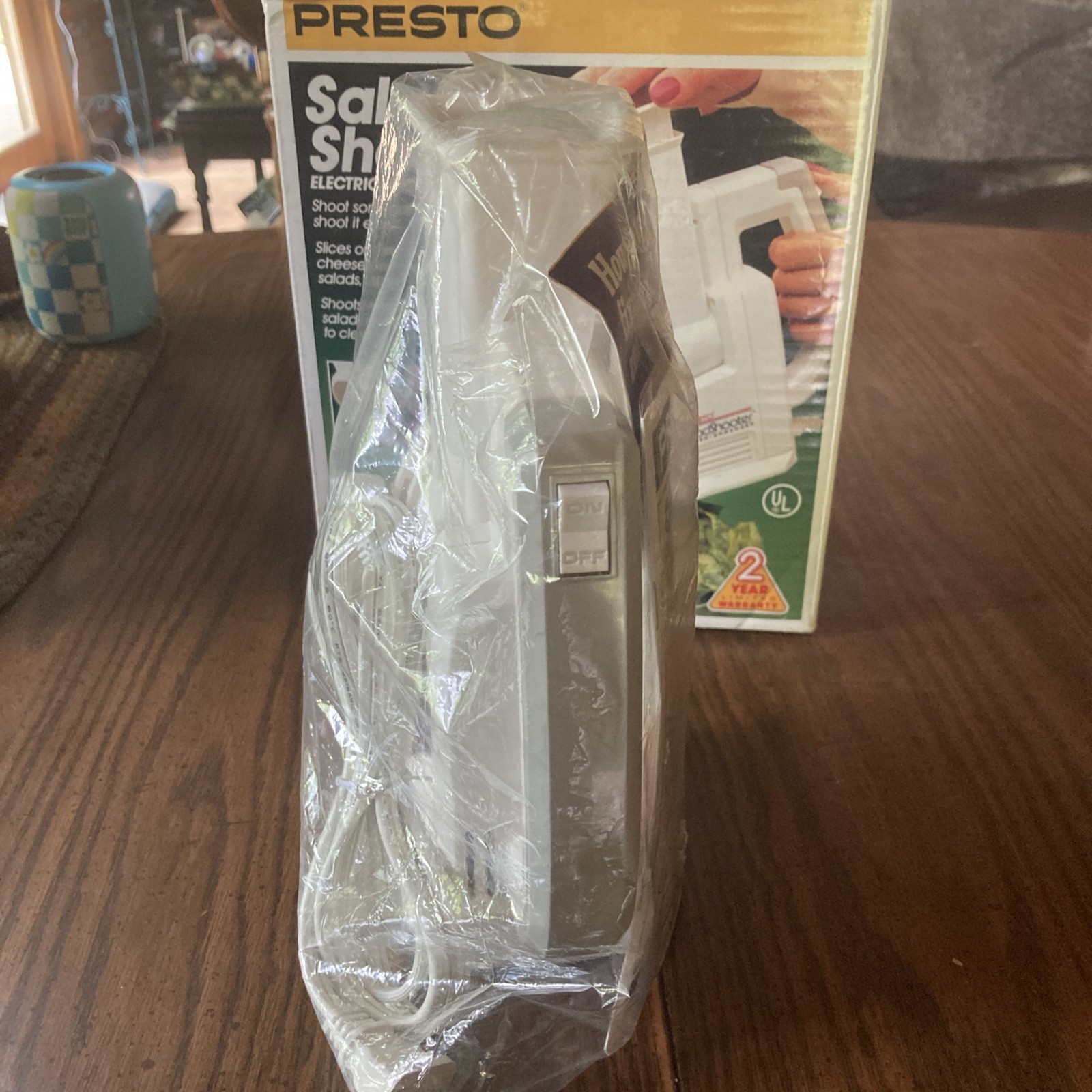 Vintage PRESTO 02910 Salad Shooter Electric Slicer Shredder TESTED and WORKs