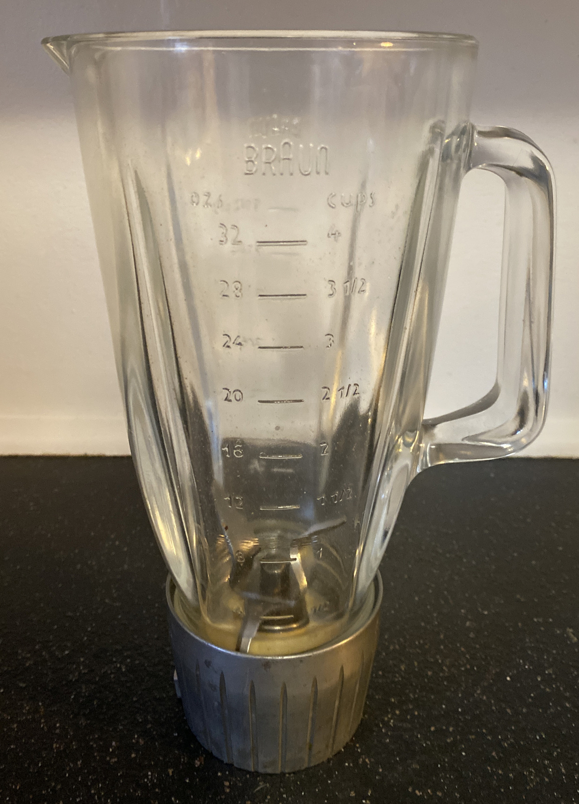 BRAUN BLENDER VINTAGE 4-CUP PITCHER KM32 OEM NO LID