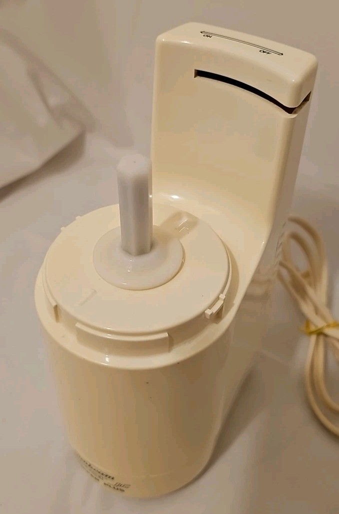 Vintage Sunbeam OSKAR Jr. Chopper Plus Food Processor Model 14131 (Tested Read)