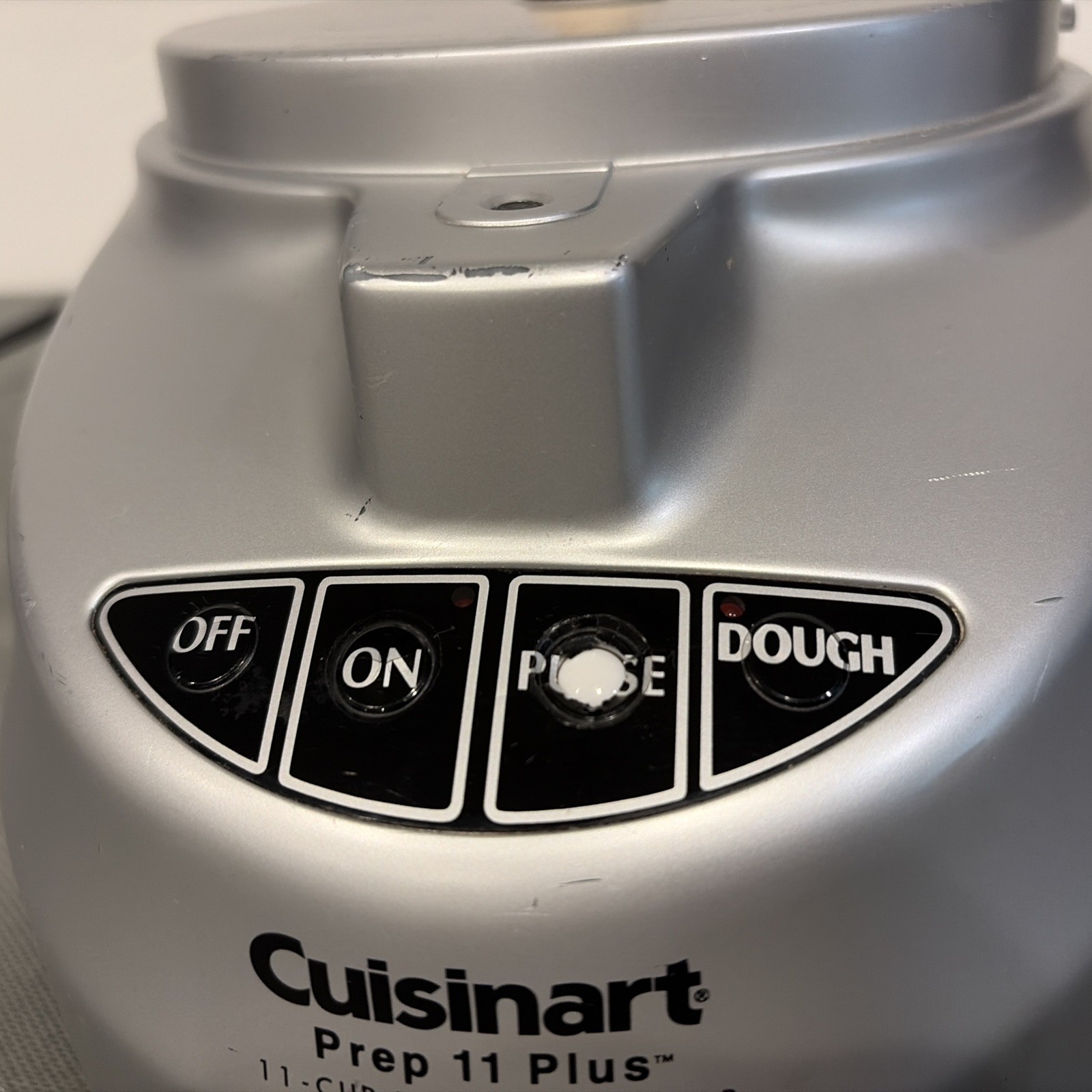 Cuisinart Custom Prep 11 Plus Food Processor Motor Base Only DLC-2011BCN Silver