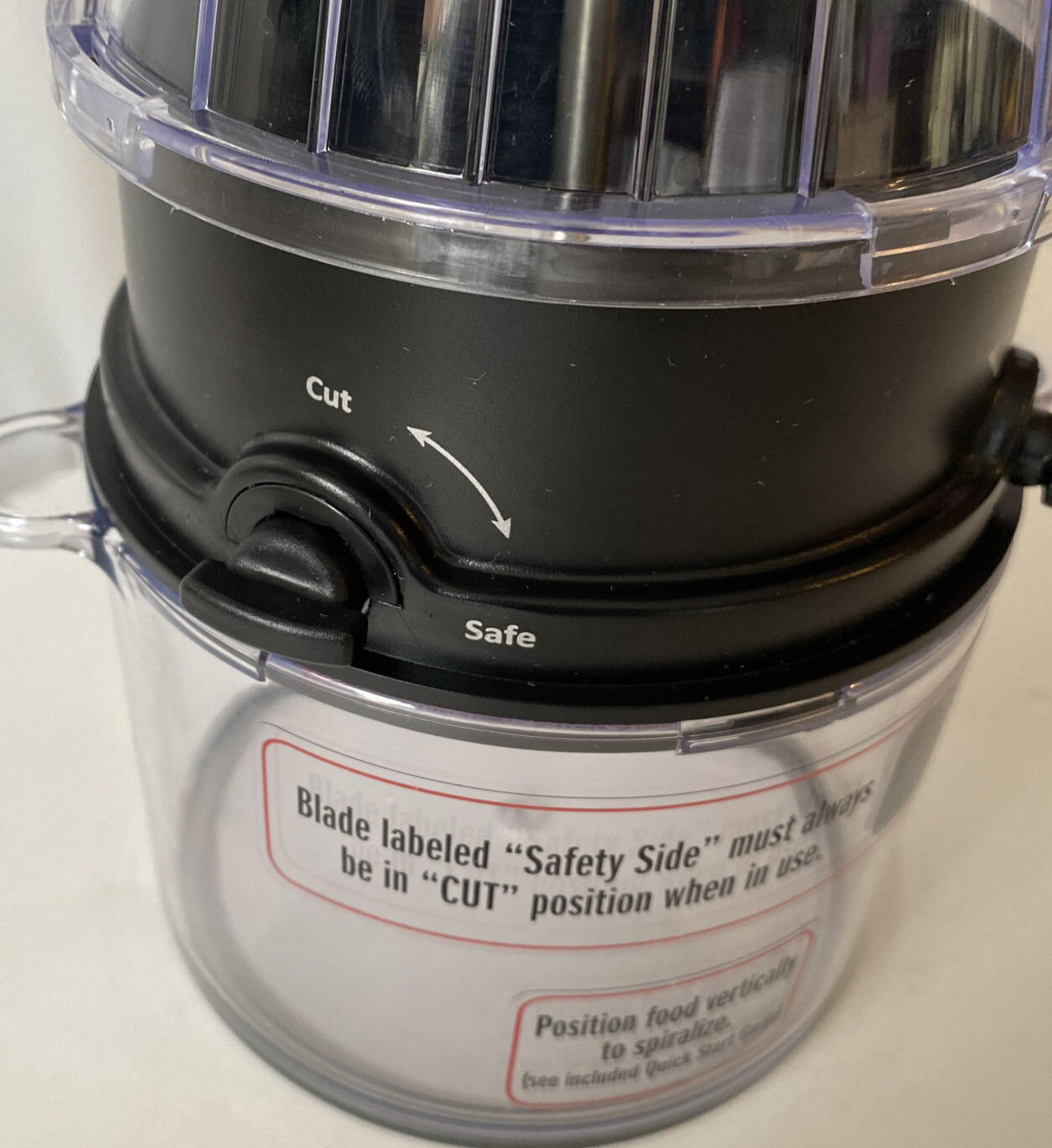 Cuisinart Food Spiralizer MANUAL 3 Cutting Options 4 Cup Brand New