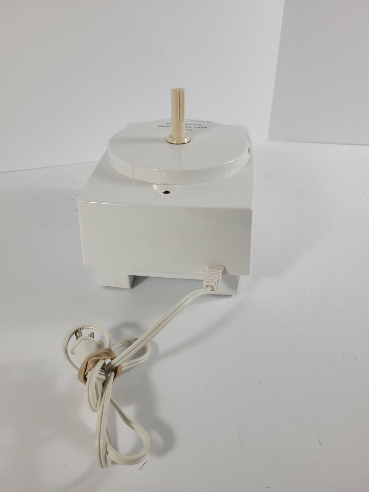 Cuisinart Pro Custom 11 Food Processor Motor Base only White DLC-8S TX WORKS