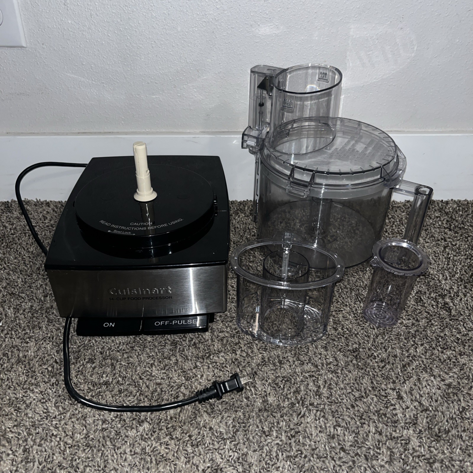 Cuisinart Custom 14 14-Cup Food Processor – Brushed Stainless Broken Spindle