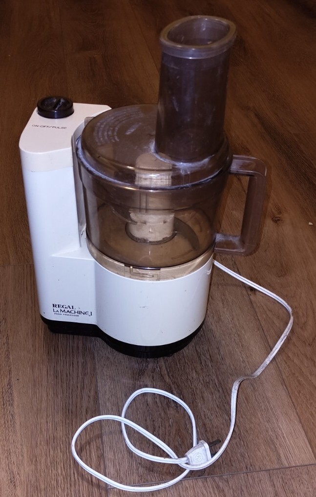 Regal V813 La Machine I Food Processor – Working – 120v 220w vintage