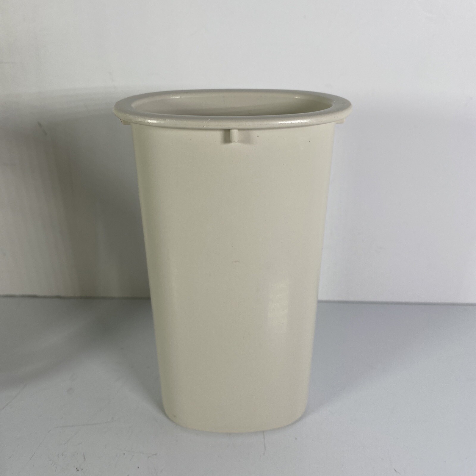 General Electric Food Processor Replacement Parts Bowl Top Pusher D1FP1B