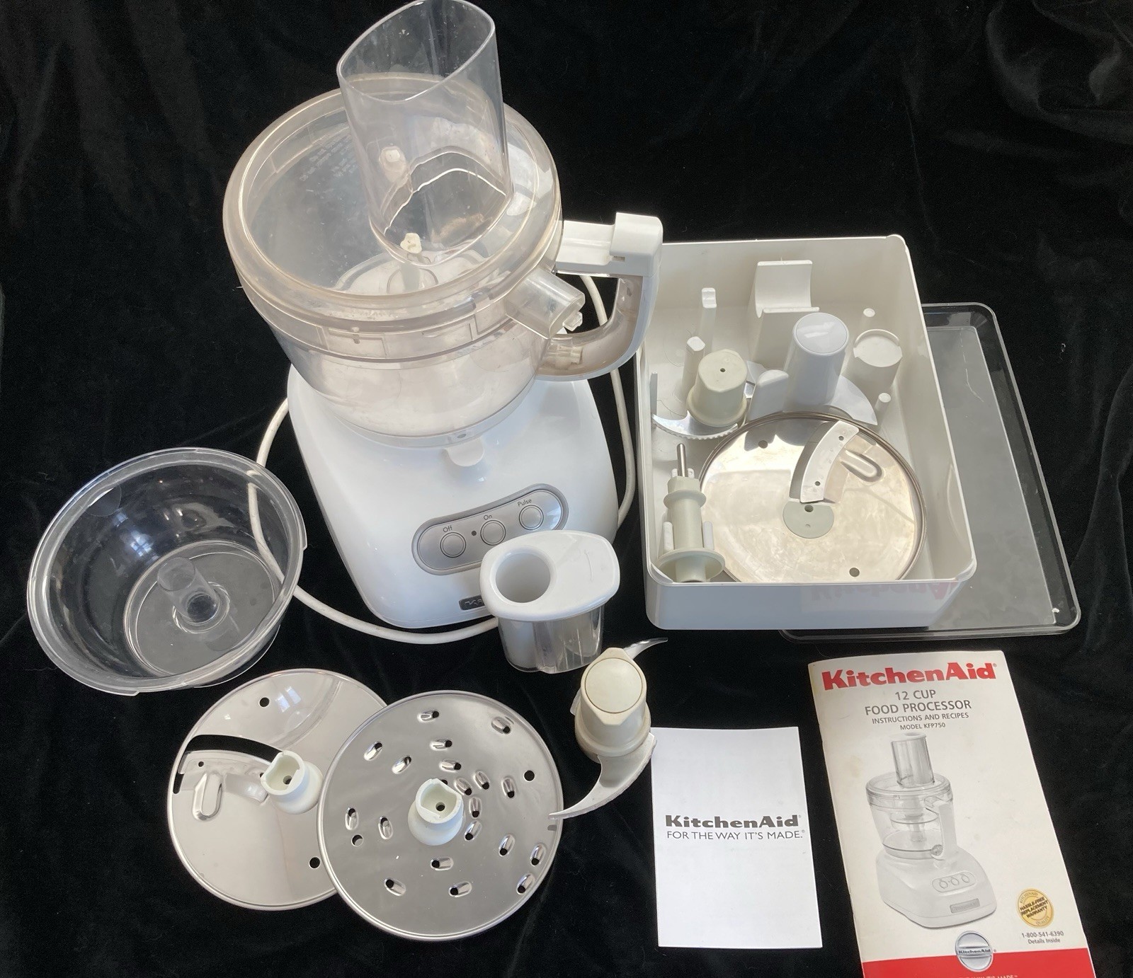 KitchenAid 12 Cup Food Processor White KFP750 Attachments 700W Original Box