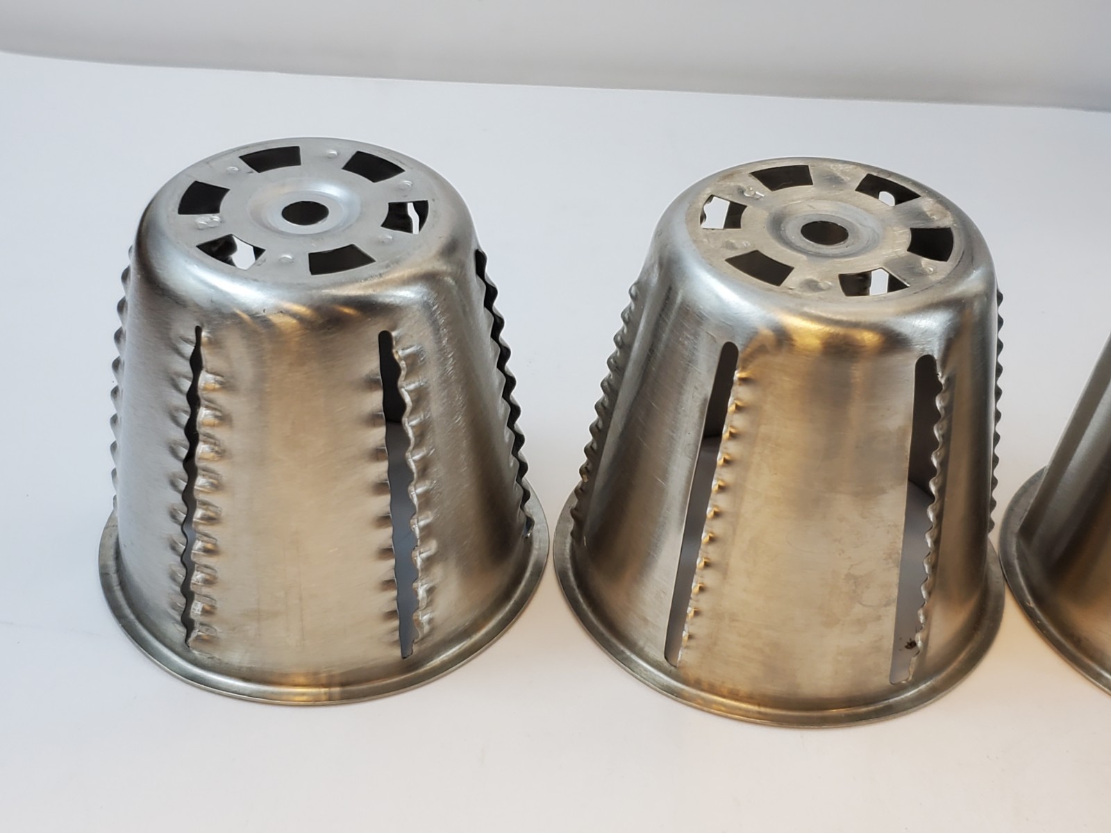 Regalware Manual Food Cutter Slicer Shredder With 5 Blades And Suction Bottom