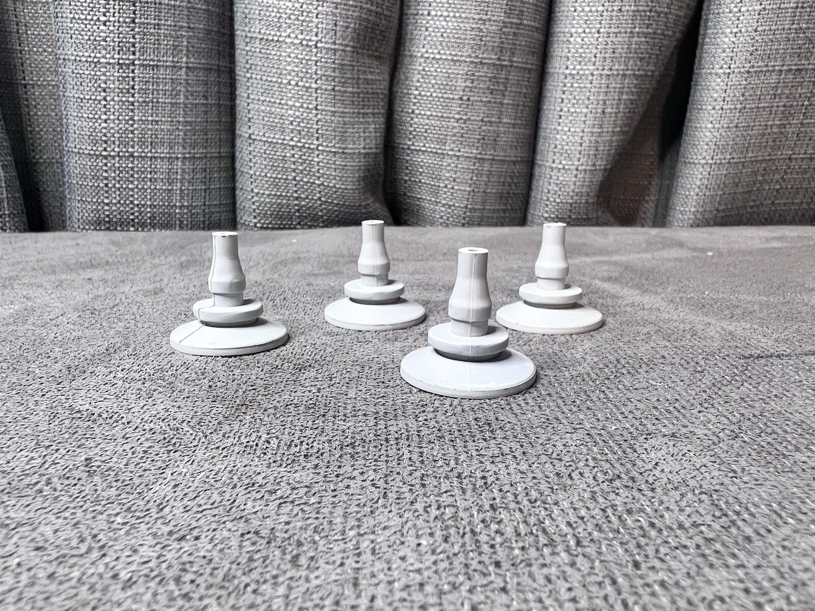 Black Decker Food Processor Replacement Suction Cup Feet Lot of 4 FP1600B Gray