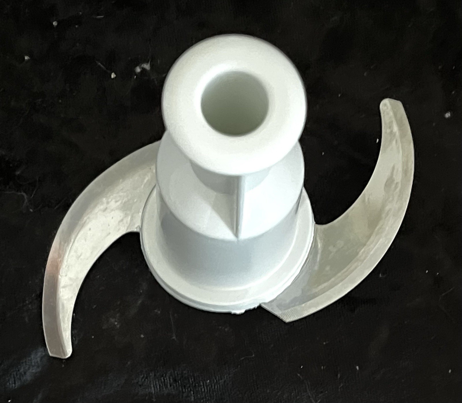 Hamilton Beach Food Processor FP02 70100 Replacement Part: CHOPPER BLADE