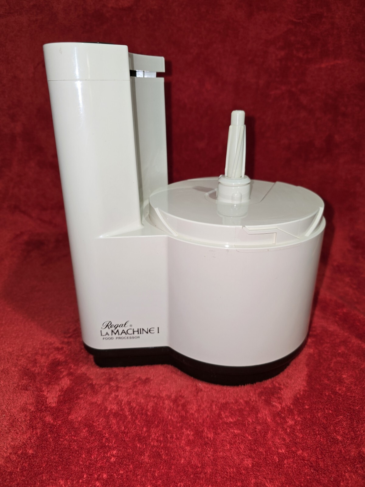 Regal La Machine 1 Model V813 Food Processor Replacement Part: Motor/Base Tested