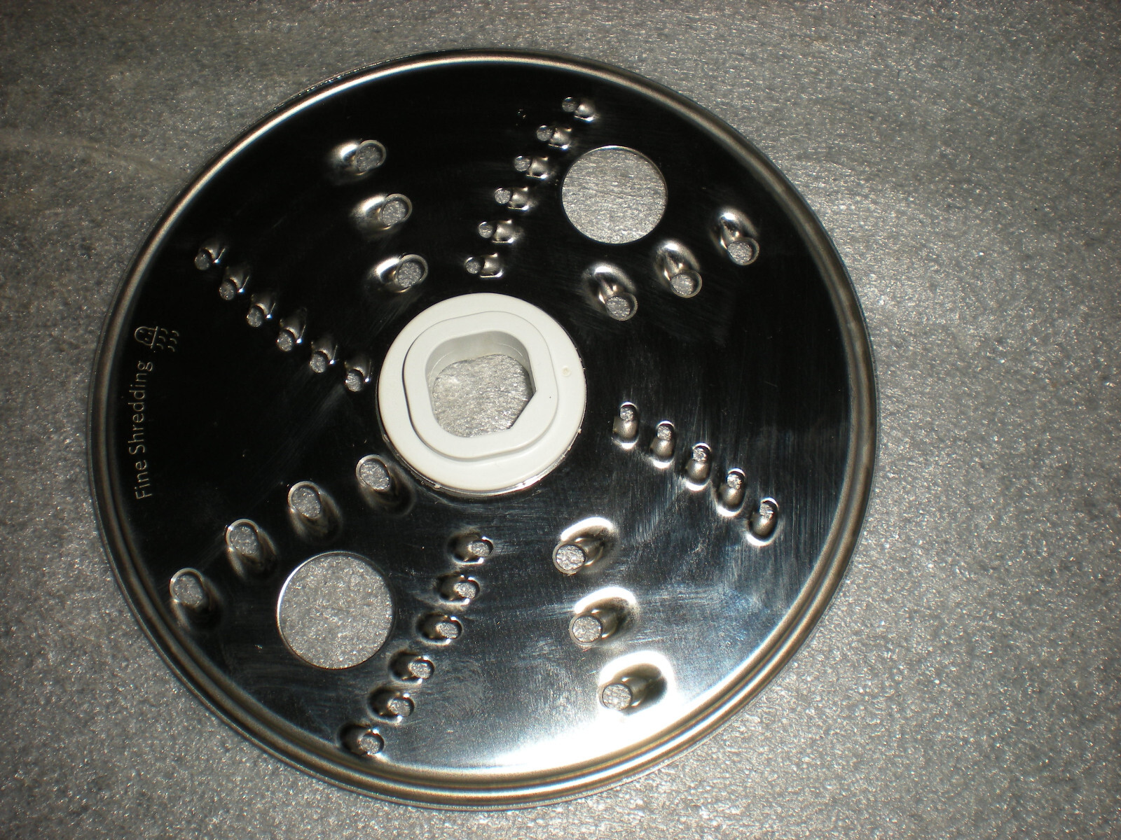 OEM KitchenAid KSM2FPA Food Processor Mixer Attachment Reversible Shredding Disc