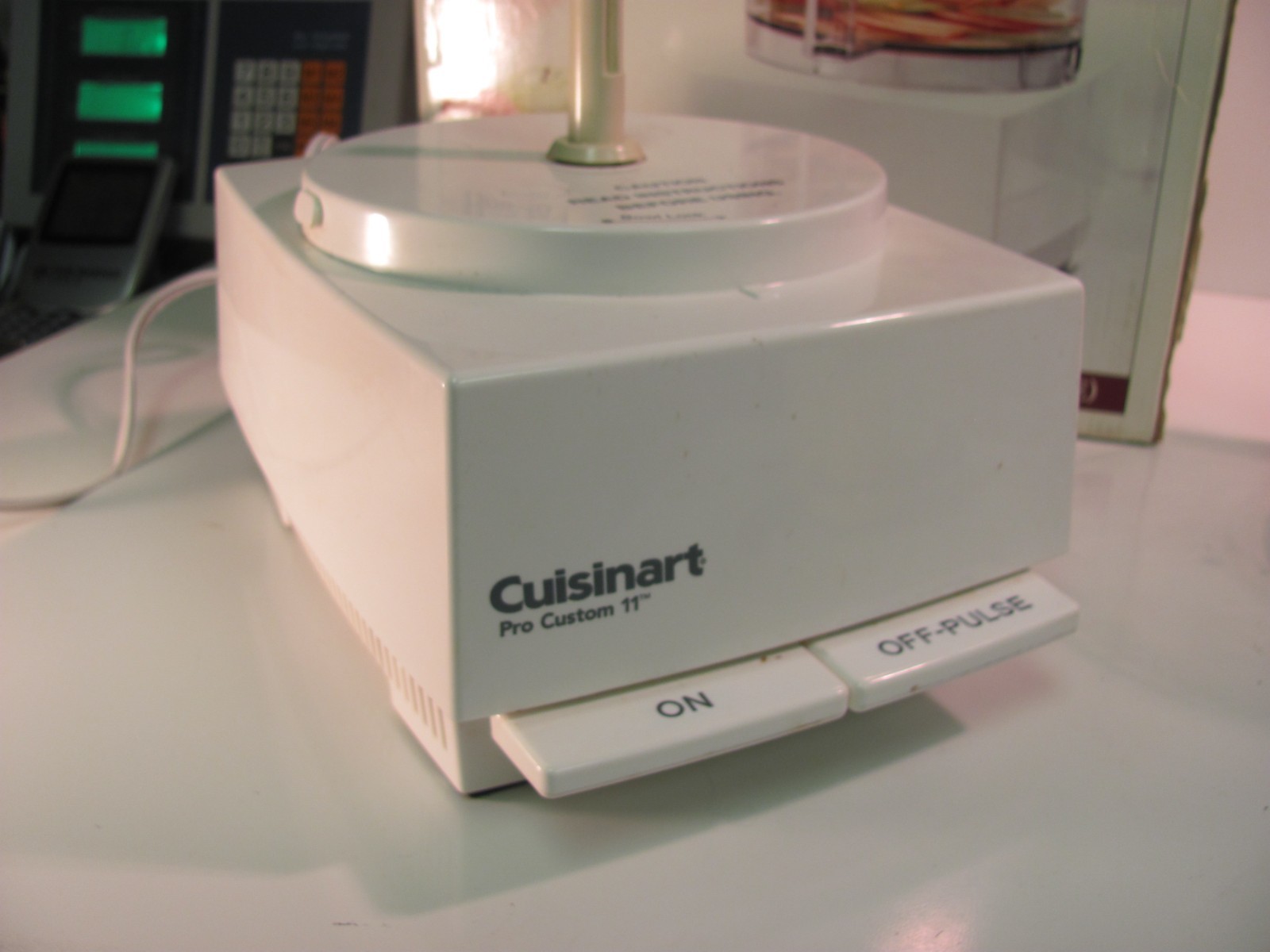 Cuisinart Pro Custom 11 Food Processor Base only Model DLC 8S