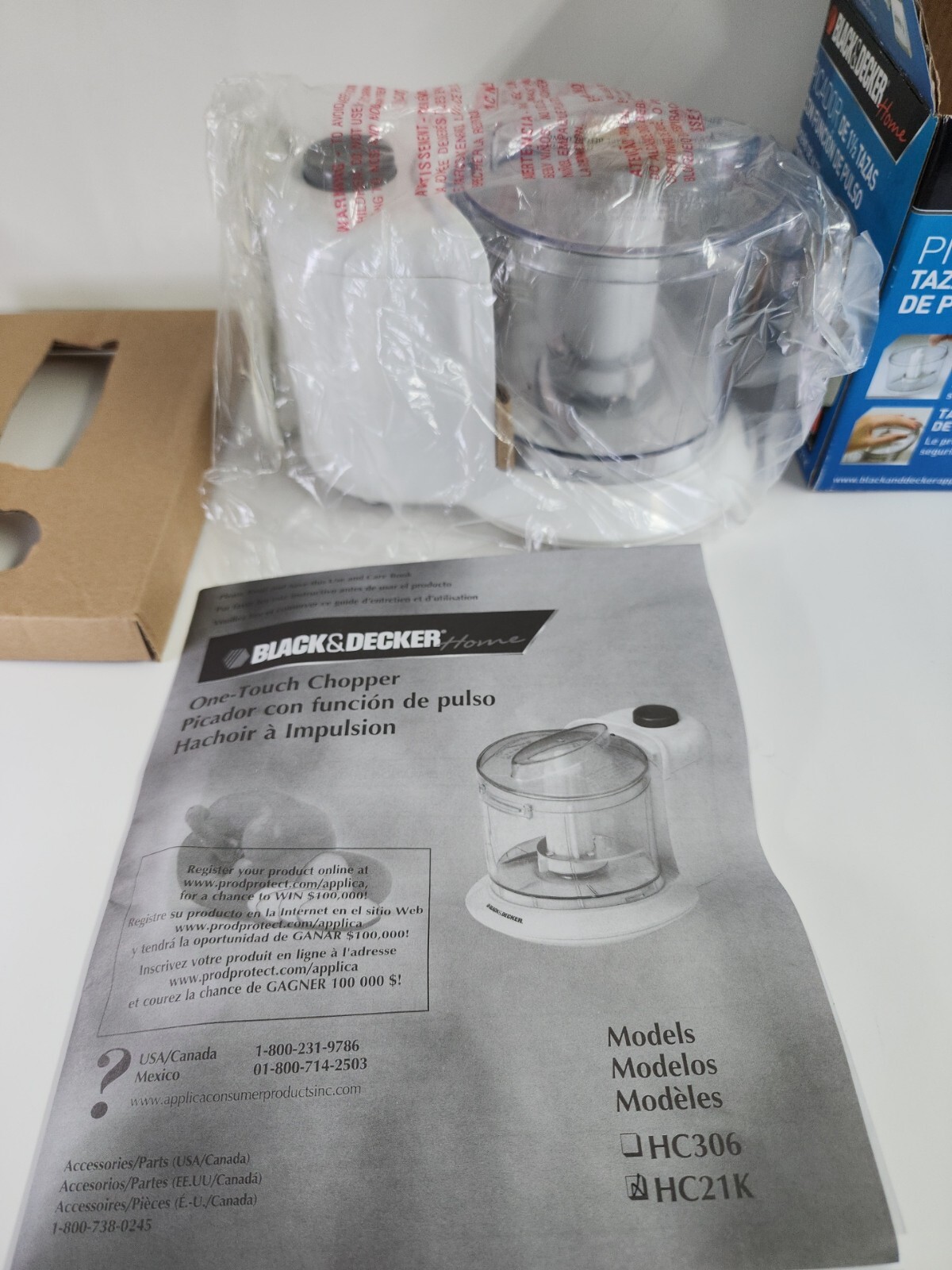 Black & Decker Home 1.5 Cup One Touch Electric Chopper White Model HC21K ,New.