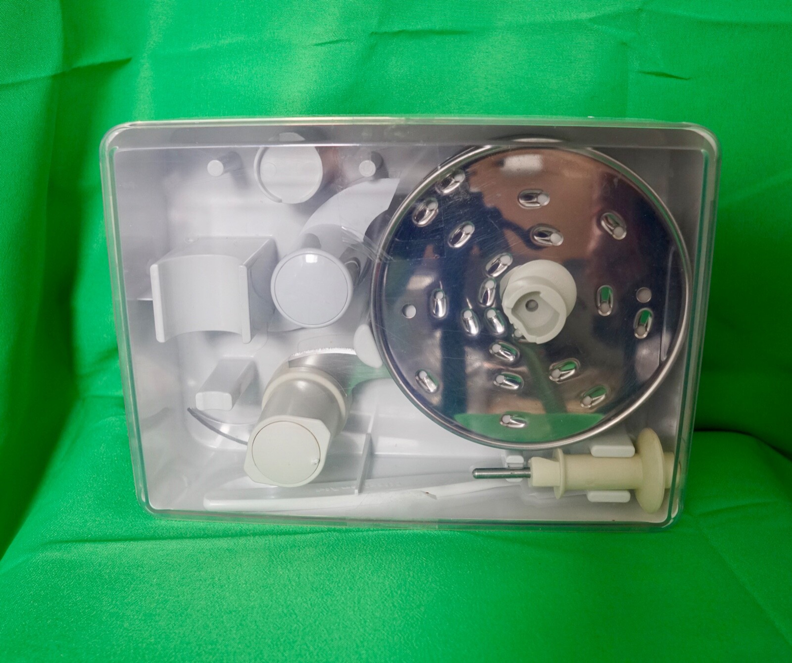 KitchenAid 12 Cup Food Processor White KFP750 Attachments 700W