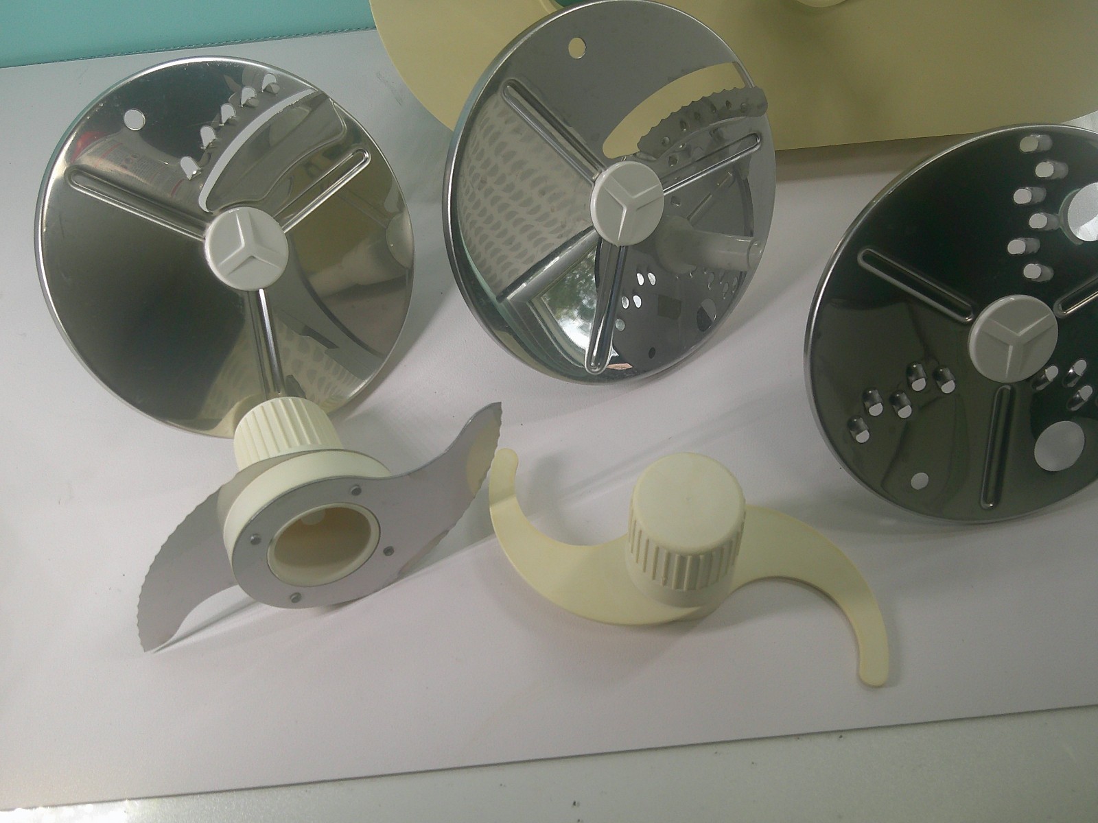 Sears Kenmore Food Processor Blade Holder with 5 blades V80 V 870