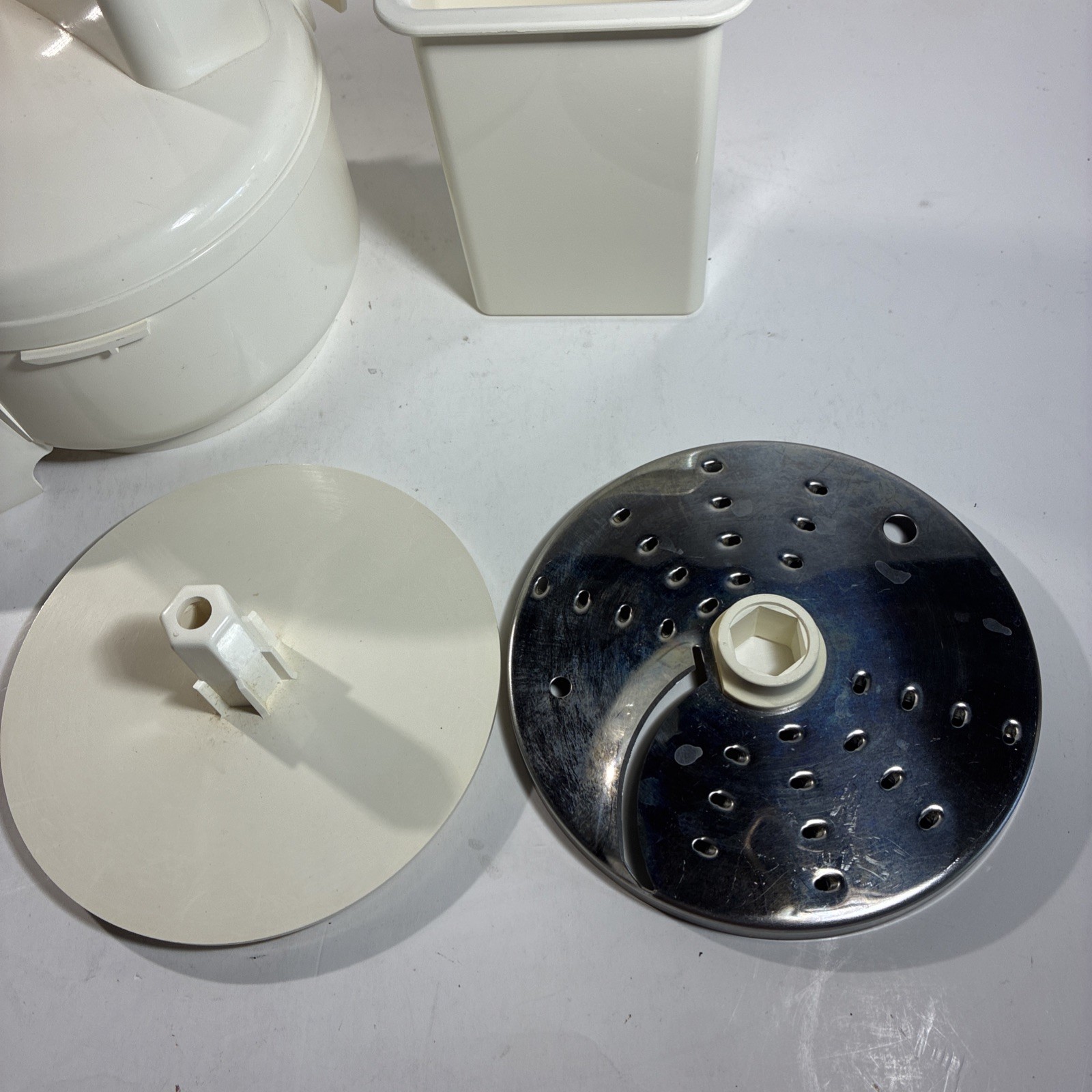 Sunbeam Oskar 14081 Food Processor Replacement Parts Salad Attachment Set Kit