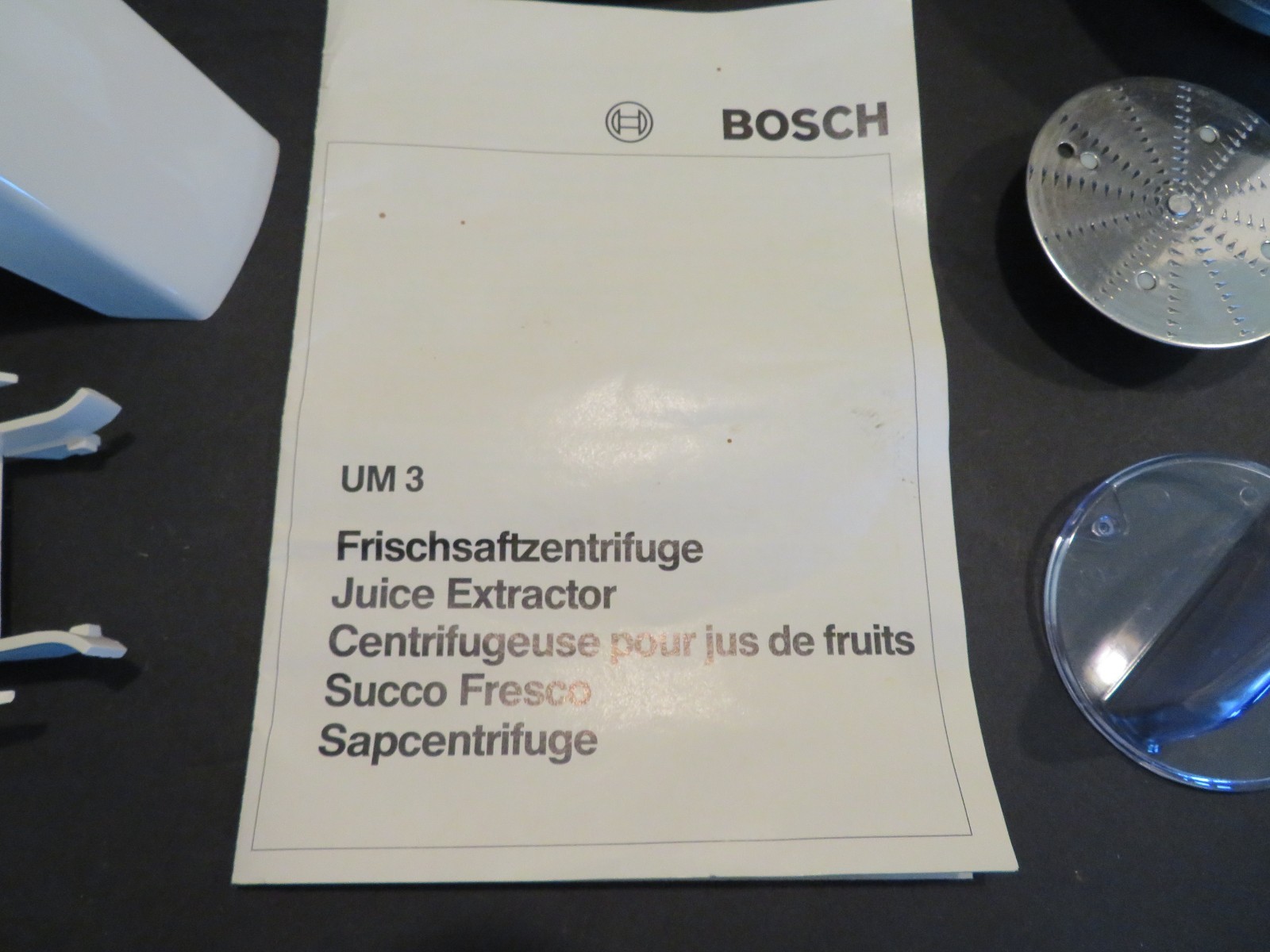 Bosch Centrifugal Juice Extractor Attachment for UM3 Universal Mixer