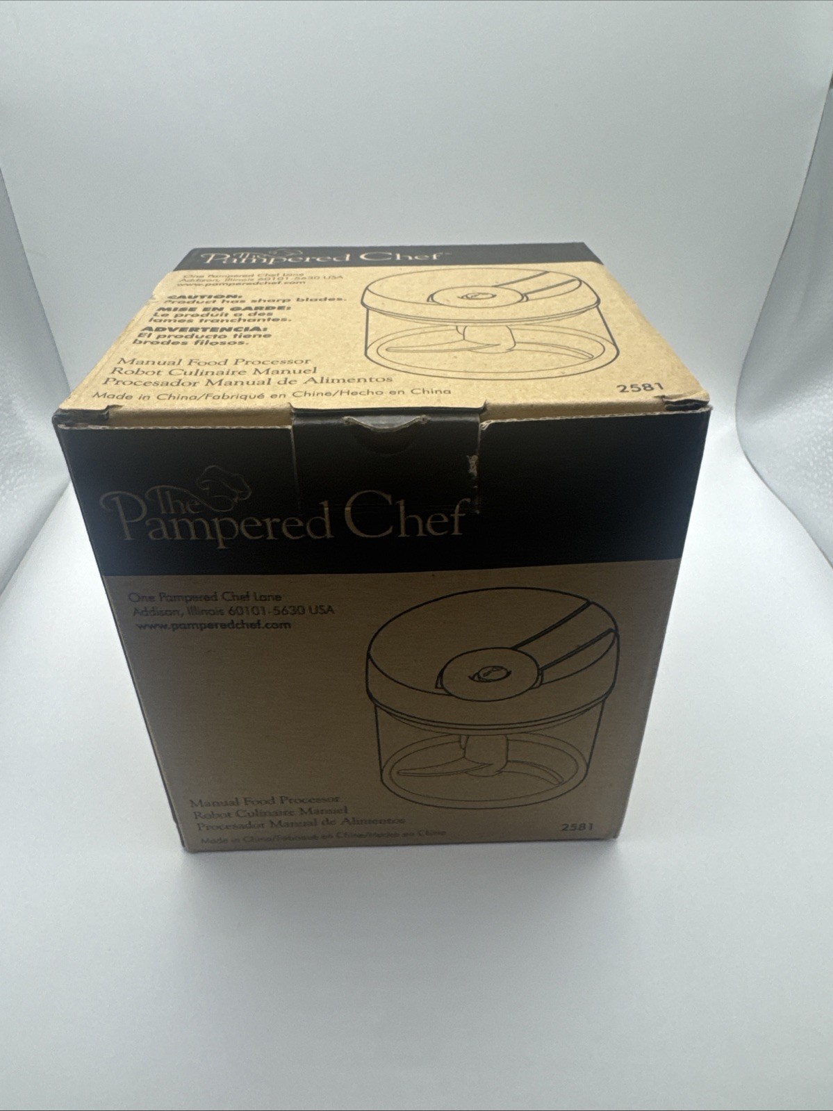 Pampered Chef #2581 White Manual Food Processor BRAND NEW NIB