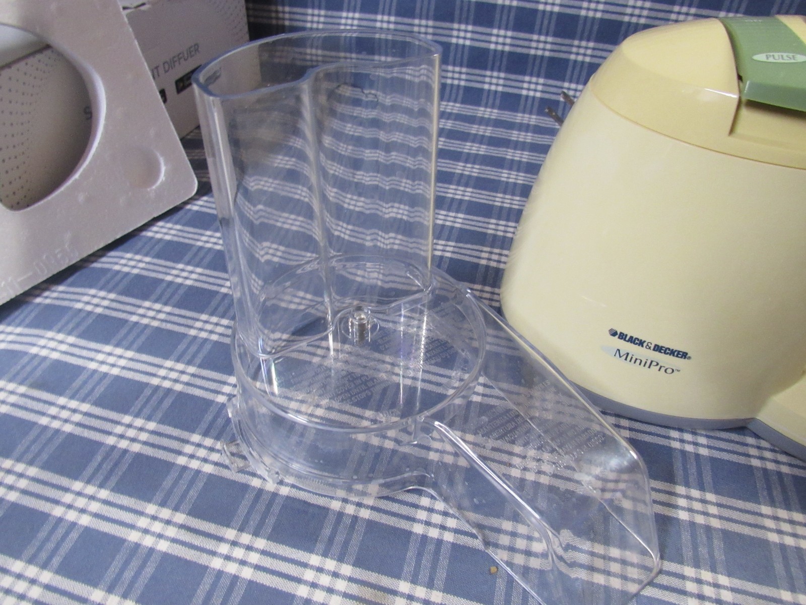 Black Decker MFP100 Mini Food Processor (Pre-Owned See Video) FAST FREE SHIPPING