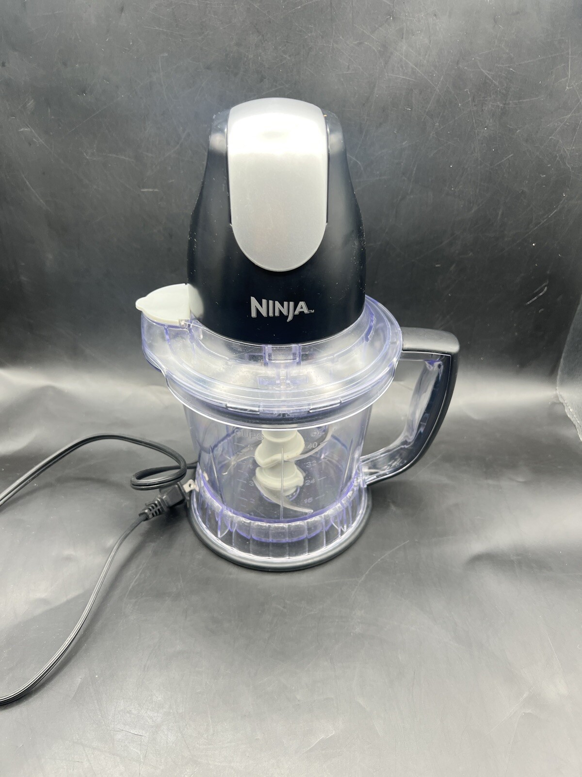 Ninja Food Processor QB700QBK 30 120v 60Hz 400w Power Top And Body