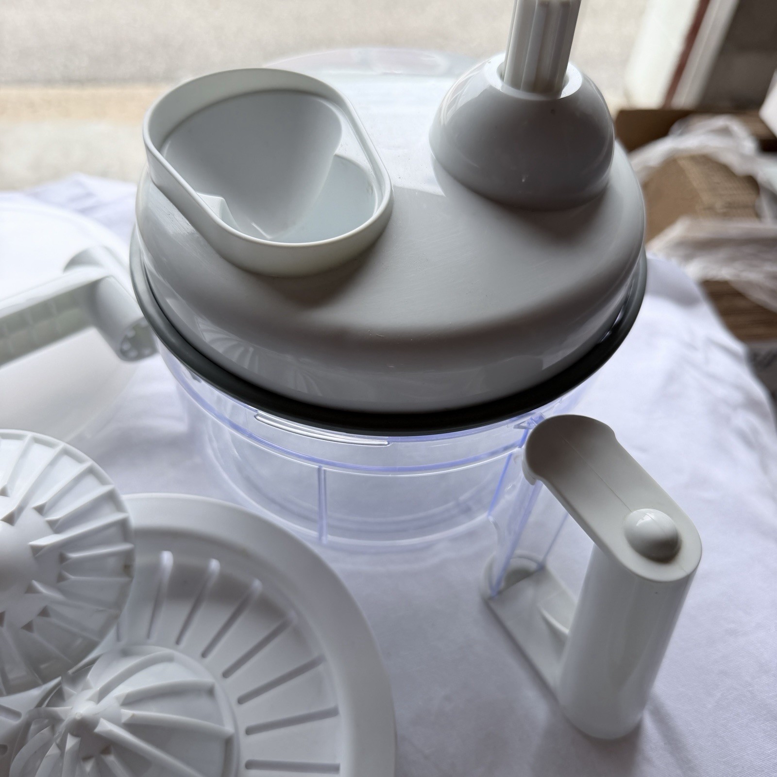 Kitchen Plus 2000 8 in 1 Functions Slicer Chopper Grater Shredder Mixer Juicer