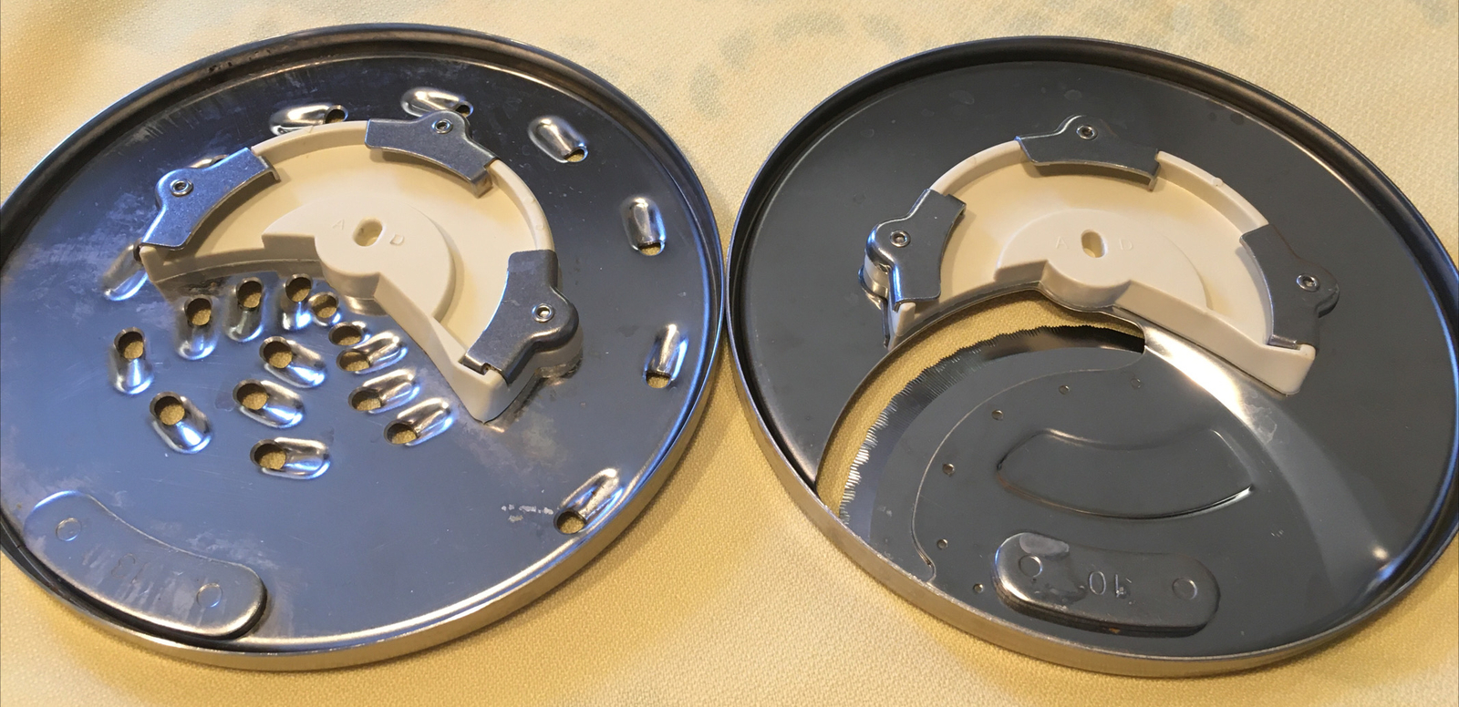 Cuisinart Pro Classic DLC(8-10) 844 TX Type 25 Discs 4MM Slice & Medium Shred*