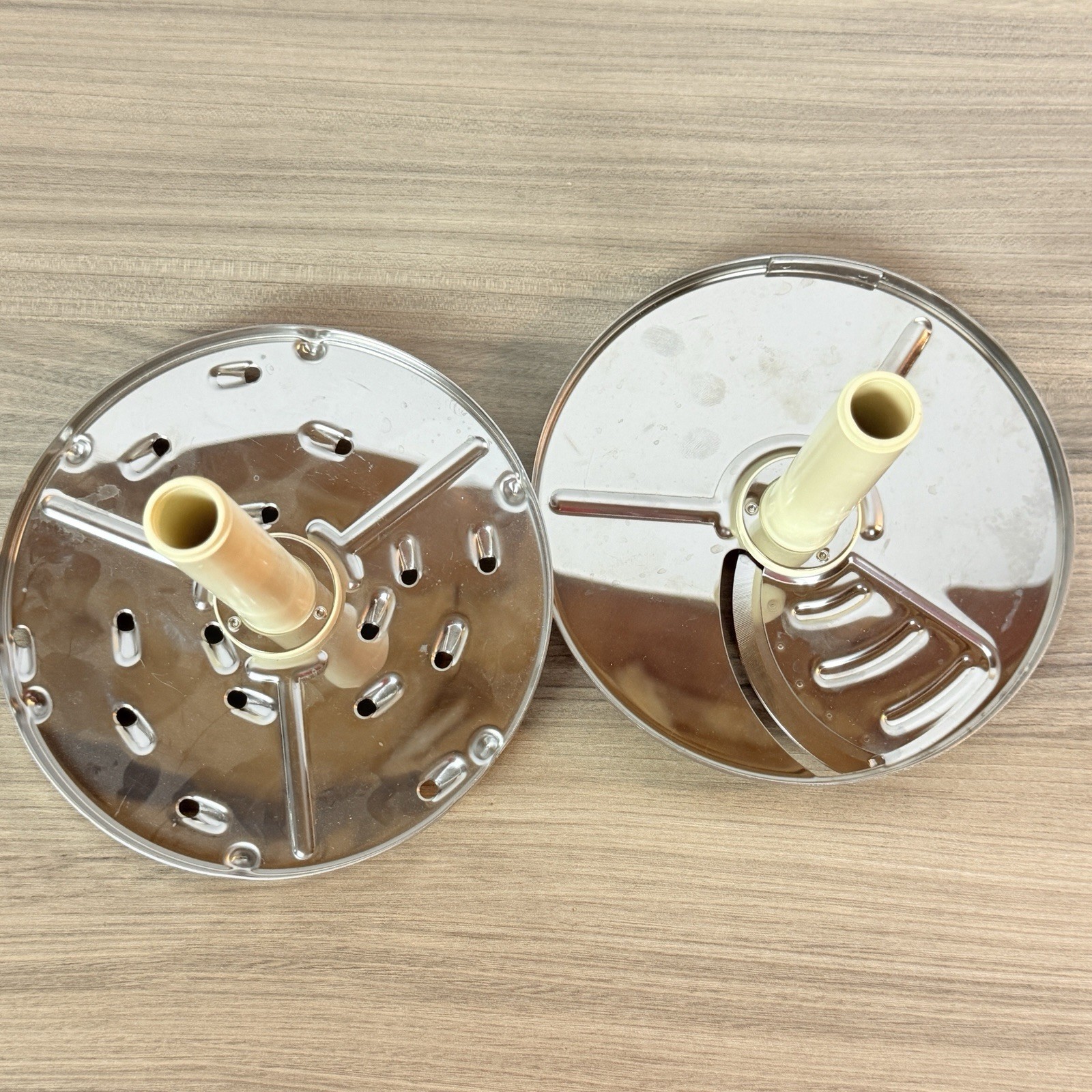 Two Cuisinart DLC-5 Food Processor Discs DLC-108TX Shred DLC-103TX Medium OEM