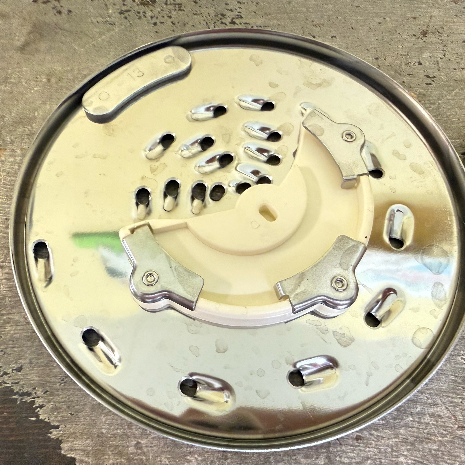 Cuisinart Prep 7 Food Processor DLC-2007N Replacement Parts Discs