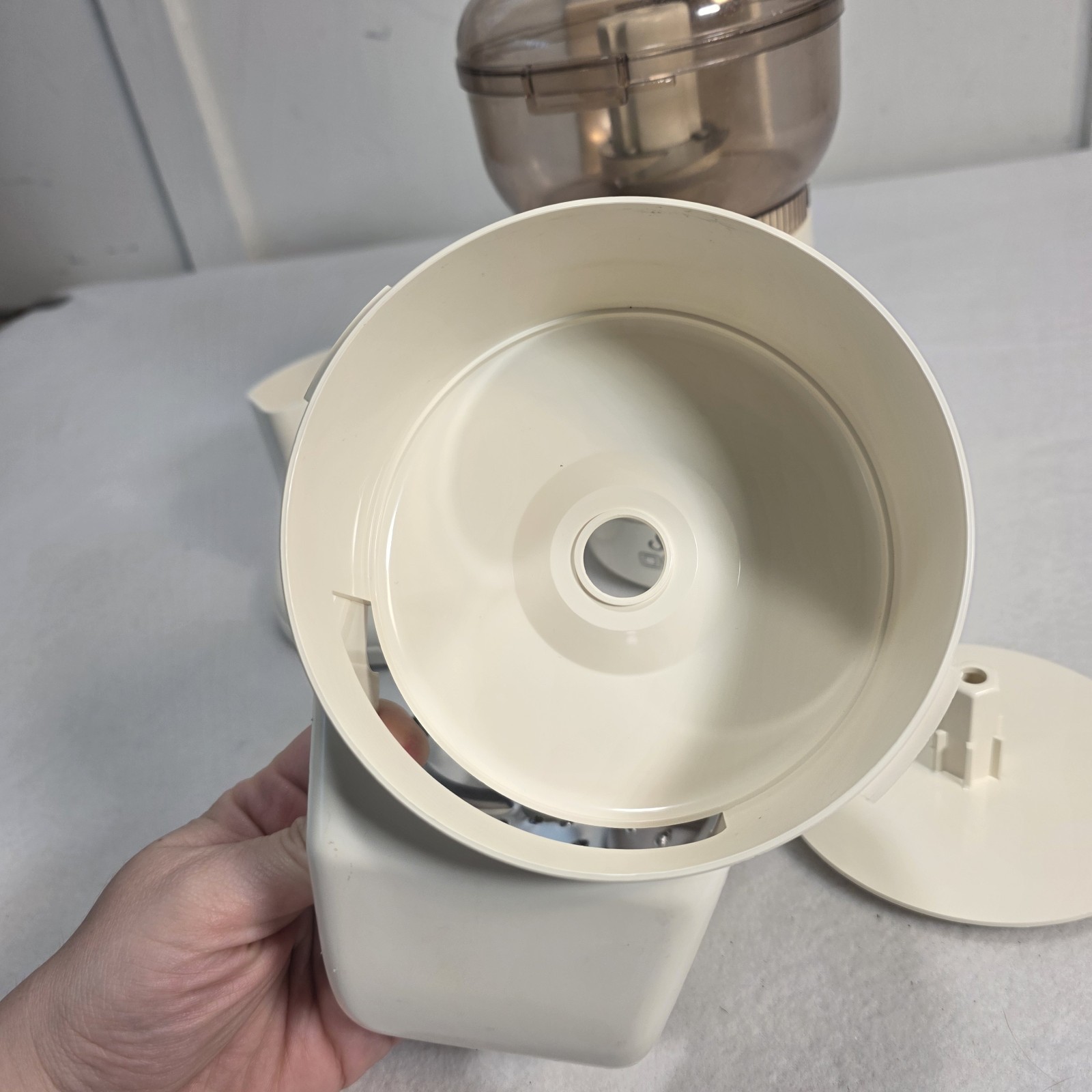 Sunbeam OSKAR Electric Food Processor Model 14081 Slicer Chopper France 1980’s