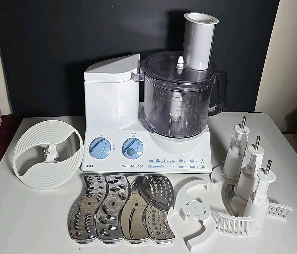 Braun CombiMax 600 Type 3205 K600 Food Processor & Accessories